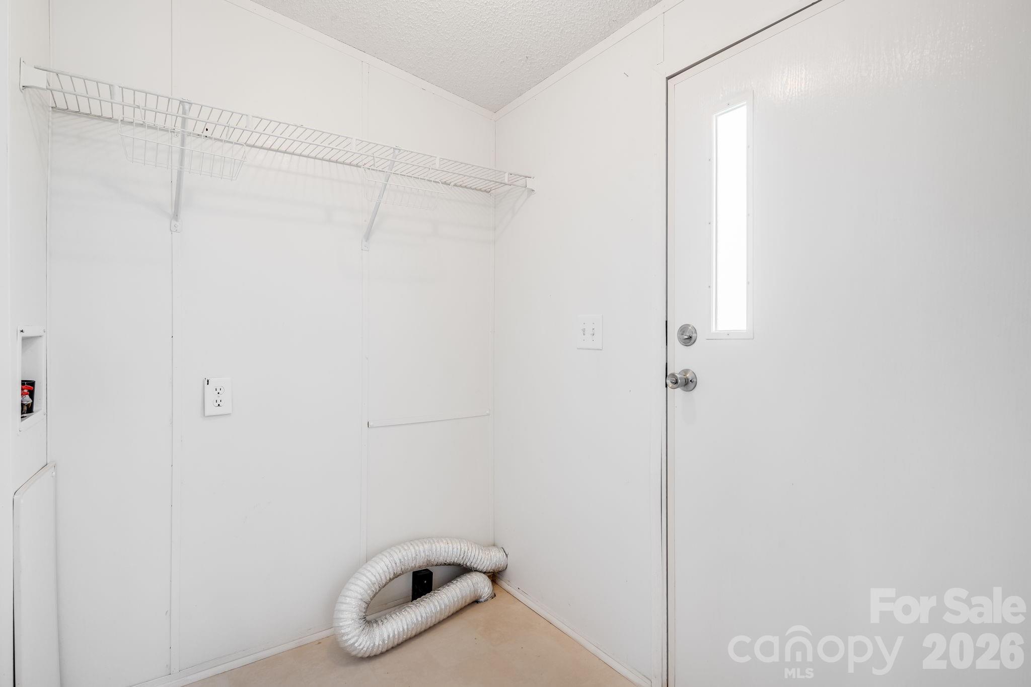 505 Crescent Way Property Photo 13