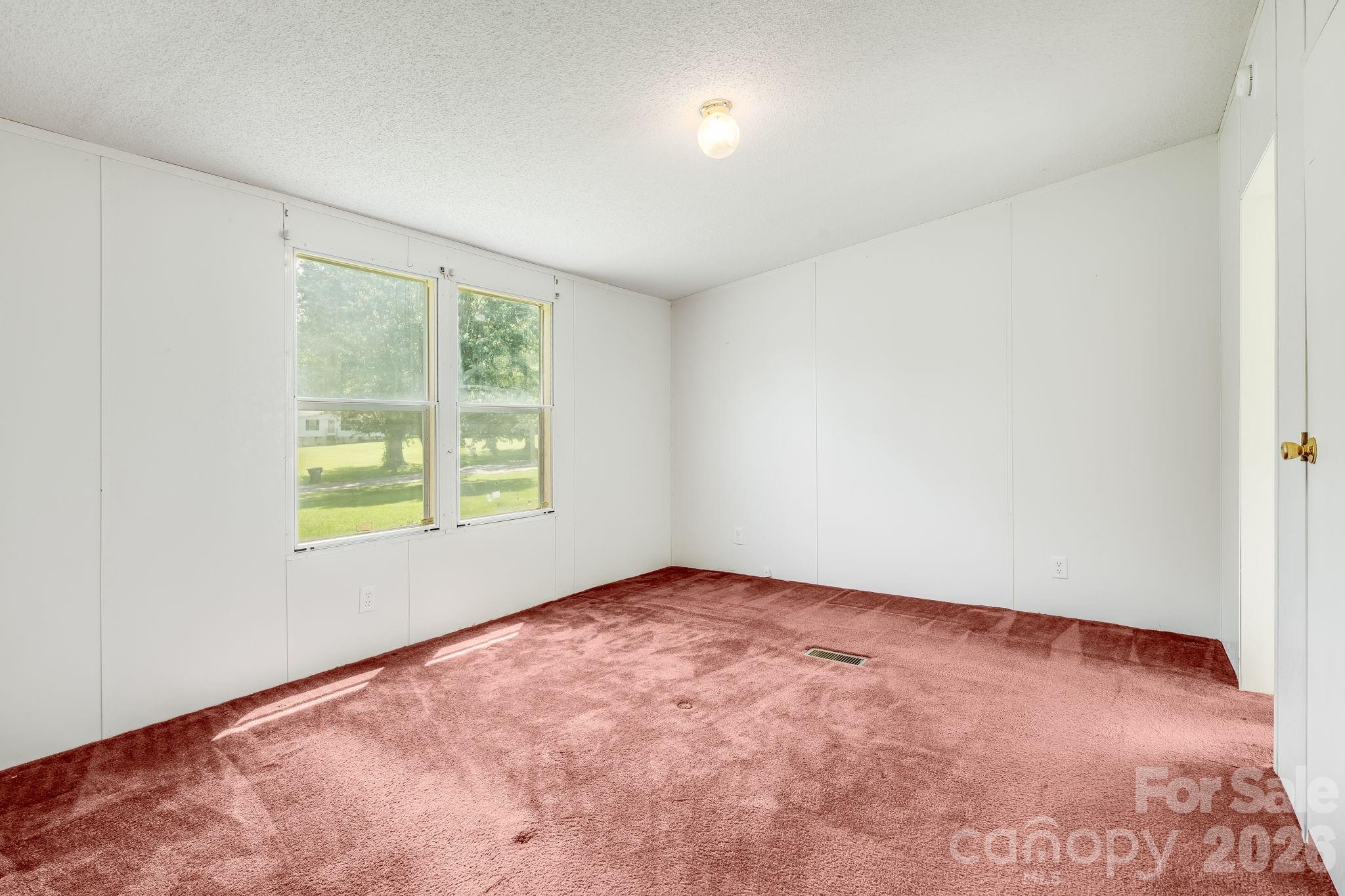 505 Crescent Way Property Photo 21