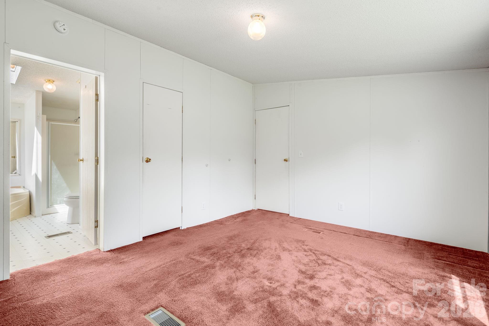 505 Crescent Way Property Photo 22