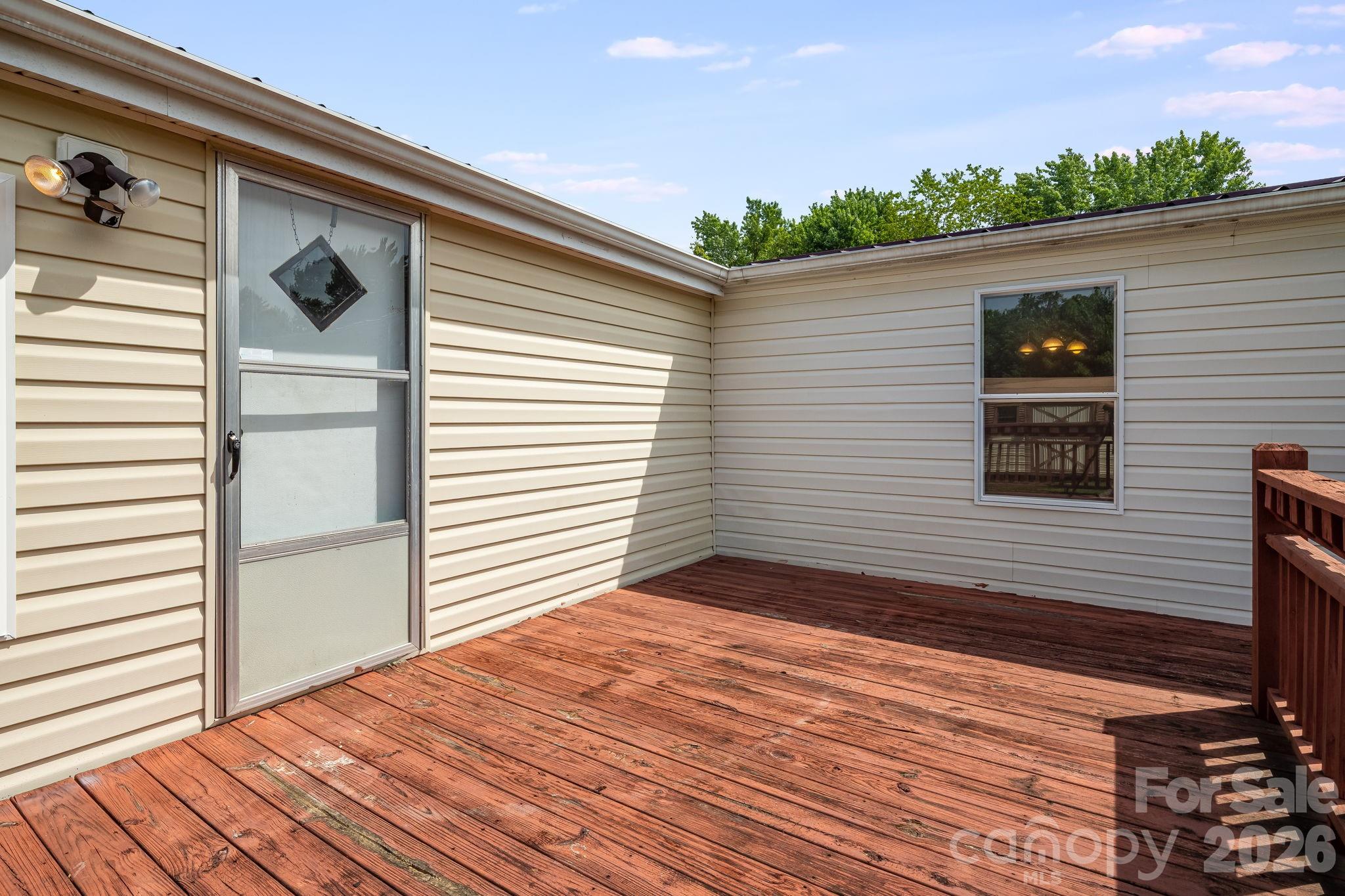505 Crescent Way Property Photo 26
