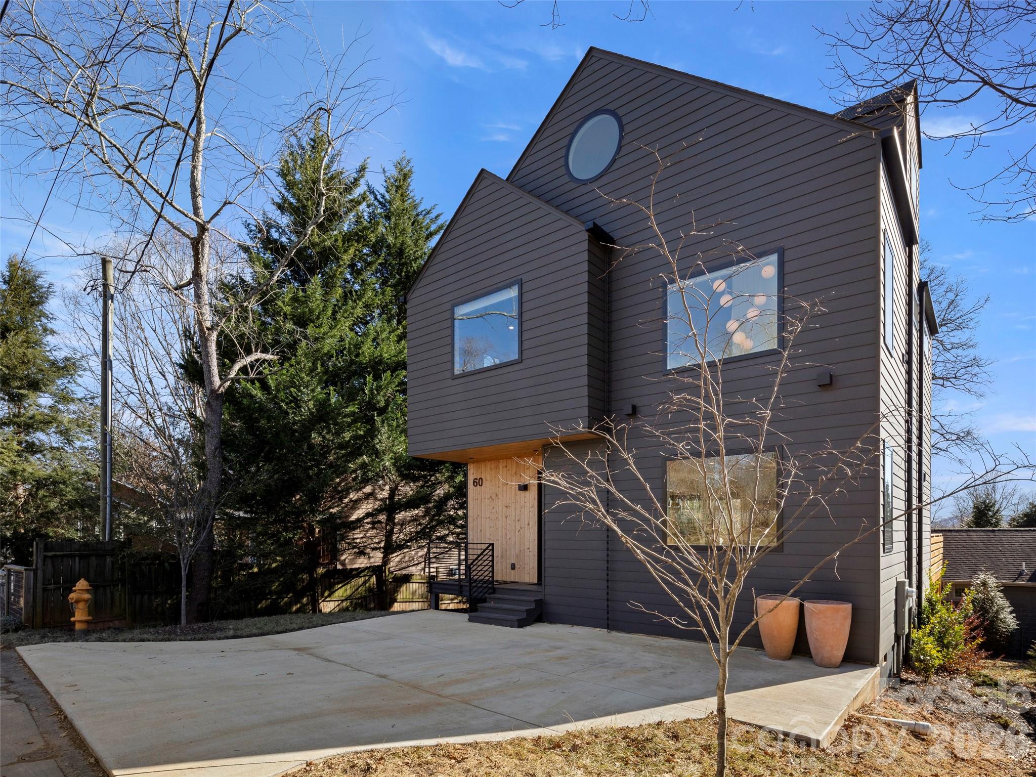 60 Harvard Place Property Photo 1