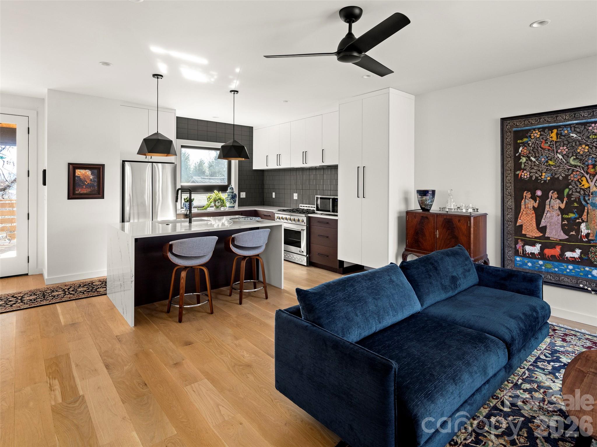 60 Harvard Place Property Photo 6