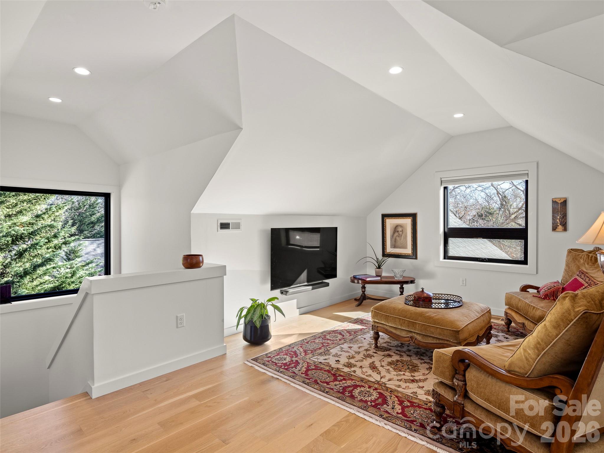 60 Harvard Place Property Photo 31