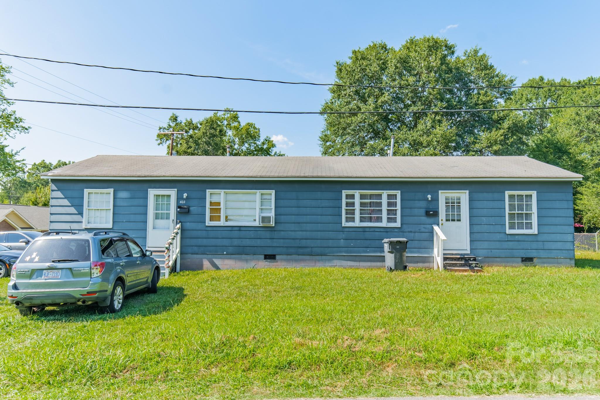 402 E Webb Street Property Photo 6