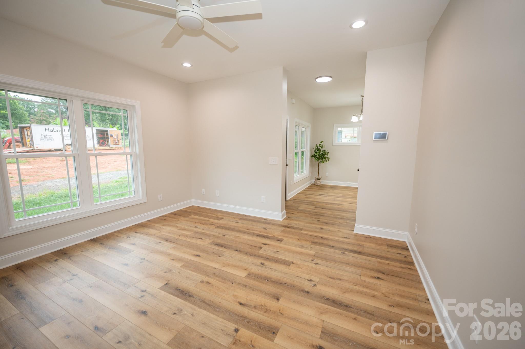 262 Florida Avenue Property Photo 5
