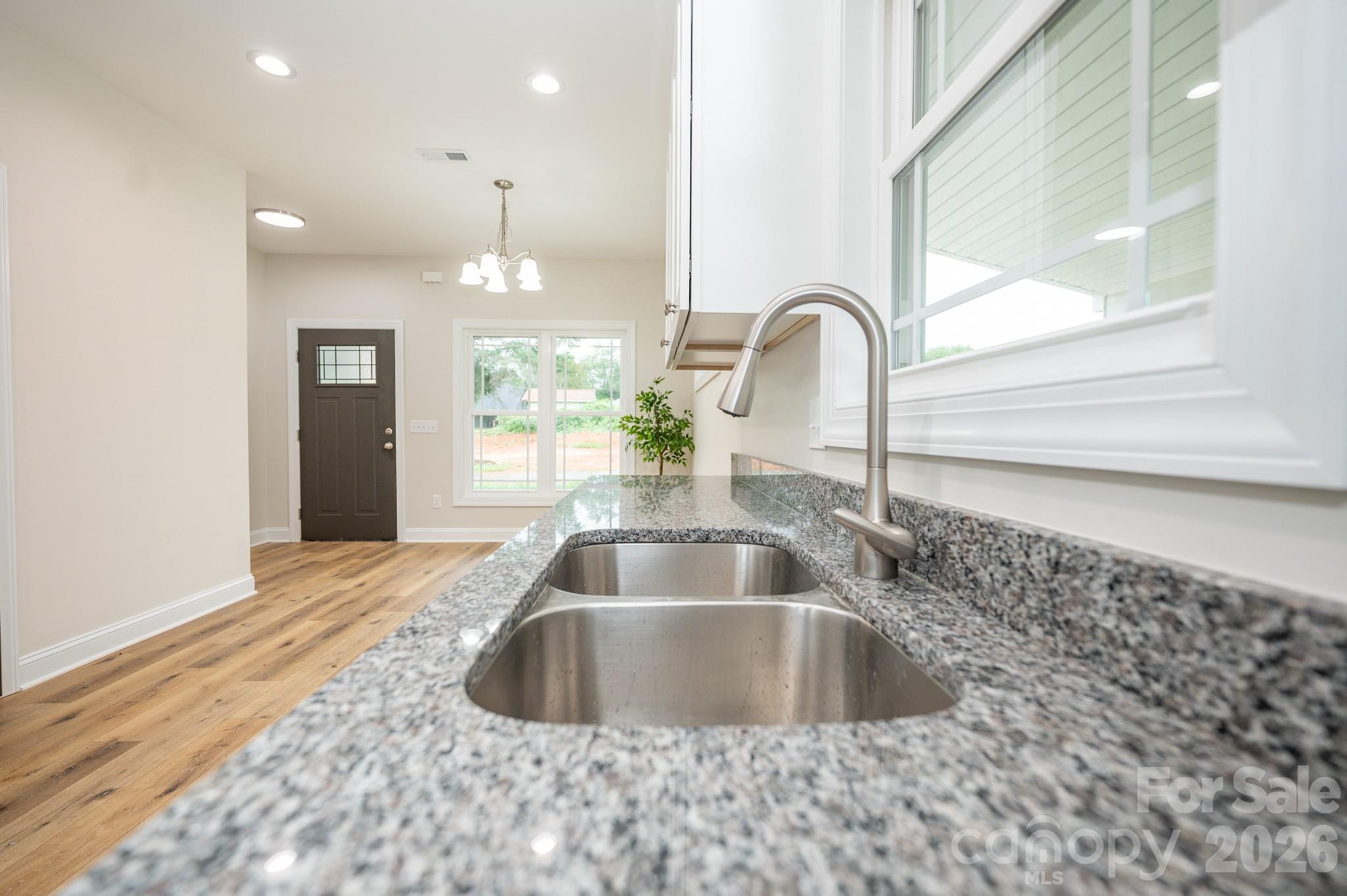 262 Florida Avenue Property Photo 8