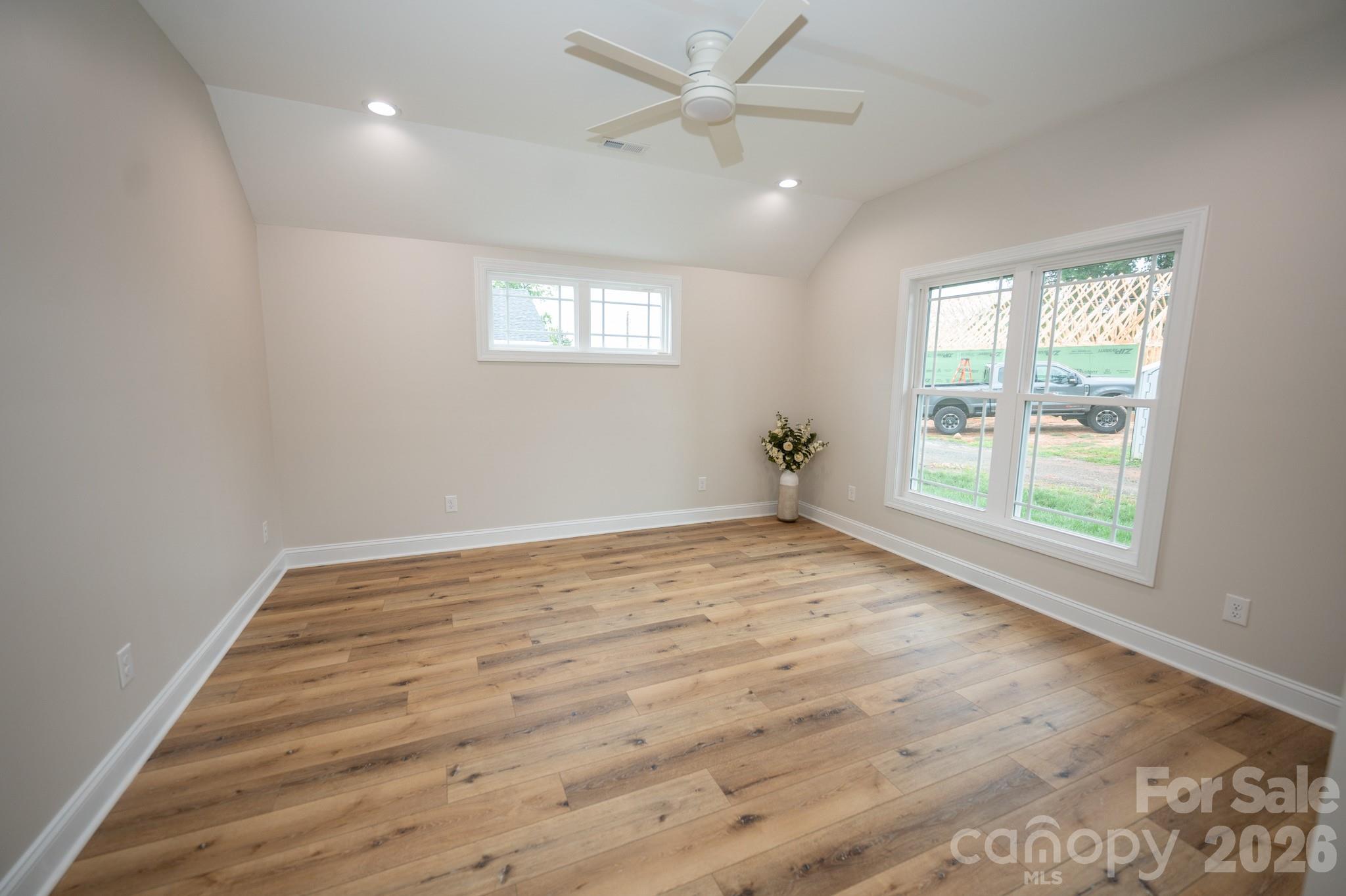 262 Florida Avenue Property Photo 10