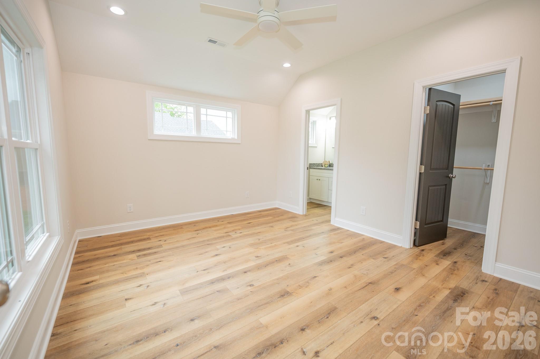 262 Florida Avenue Property Photo 11