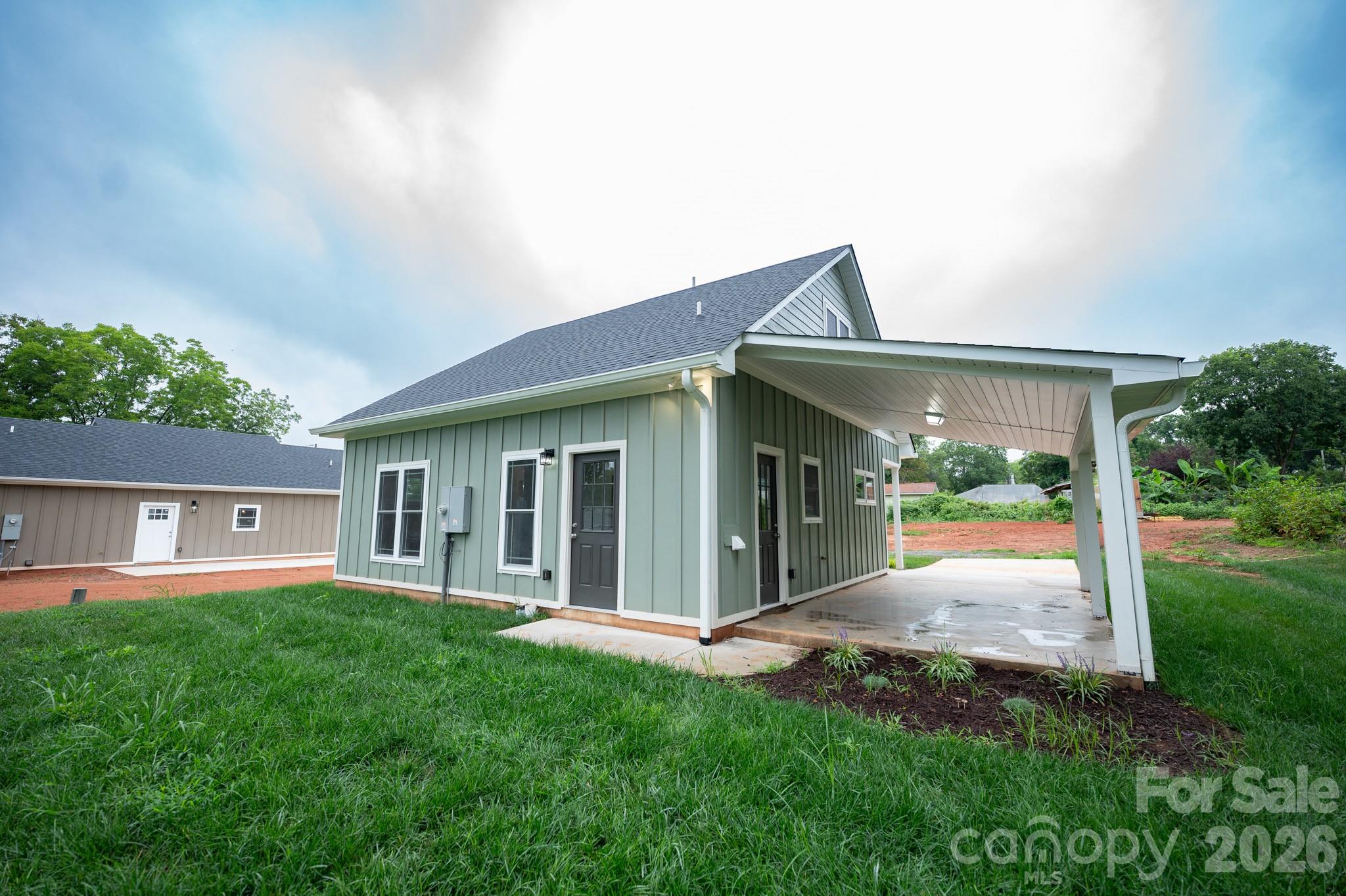 262 Florida Avenue Property Photo 21