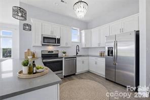 935 Mcalway Road 306 Property Photo 22