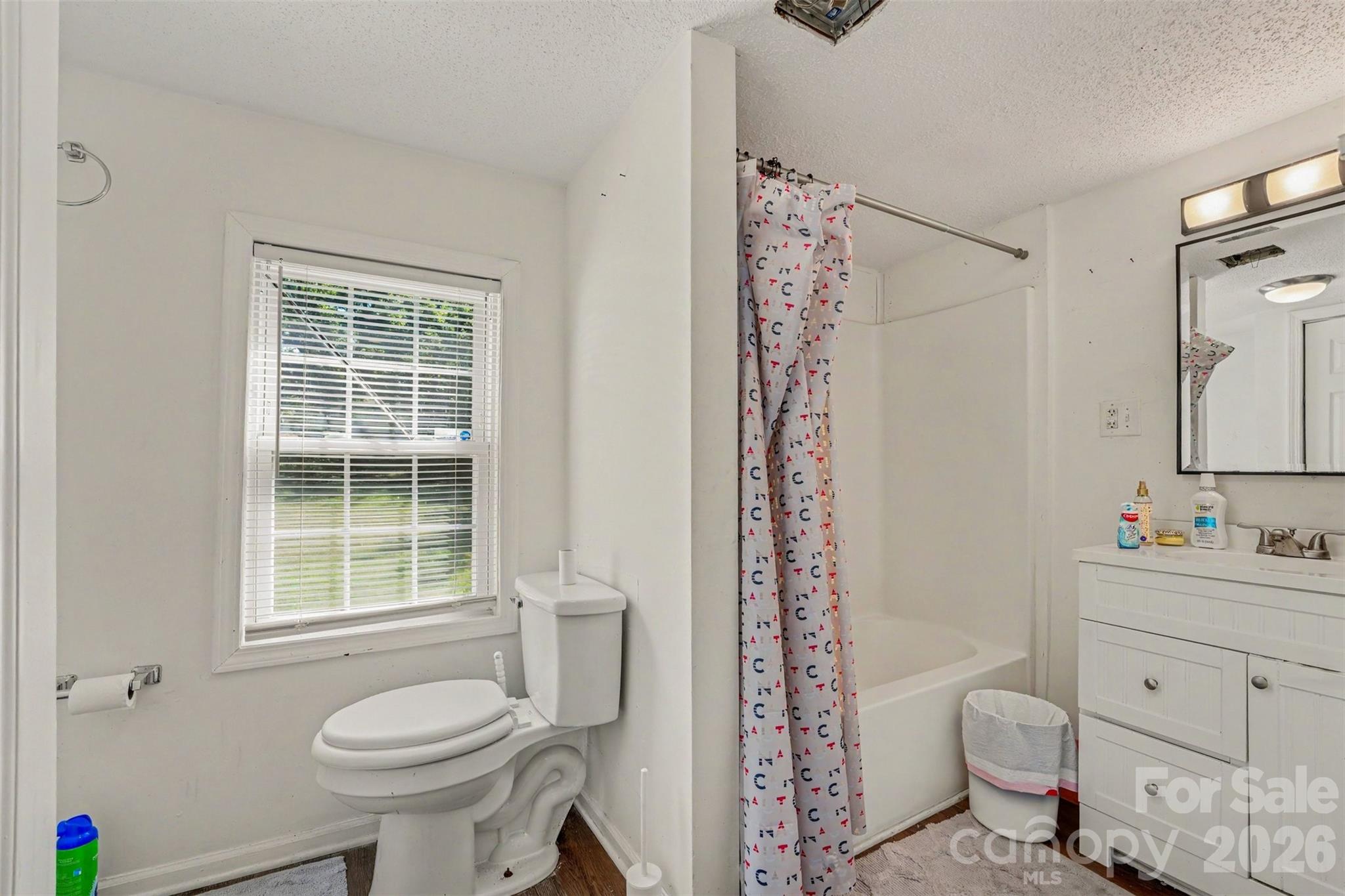 312 Vance Avenue Property Photo 6