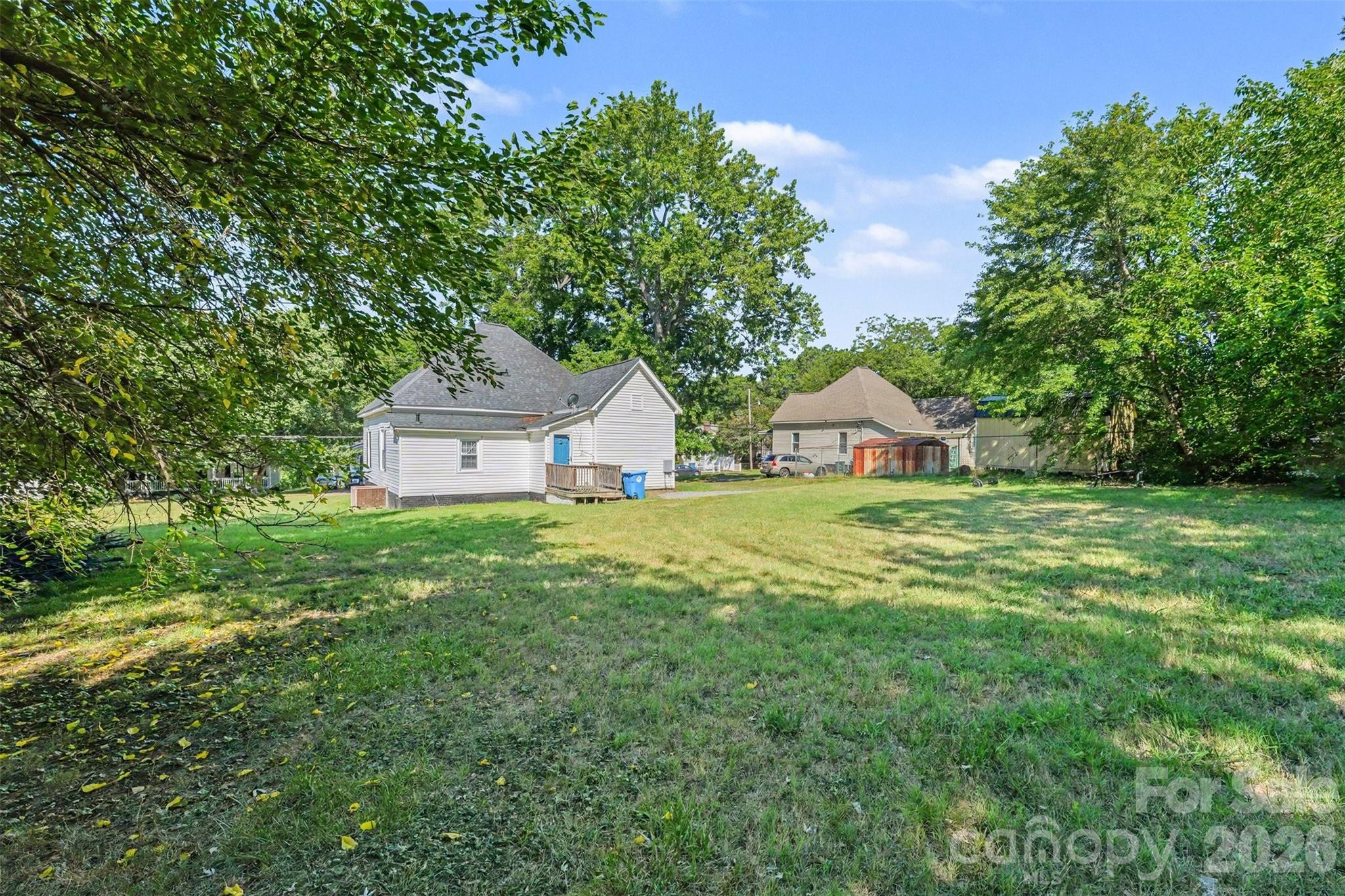 312 Vance Avenue Property Photo 9