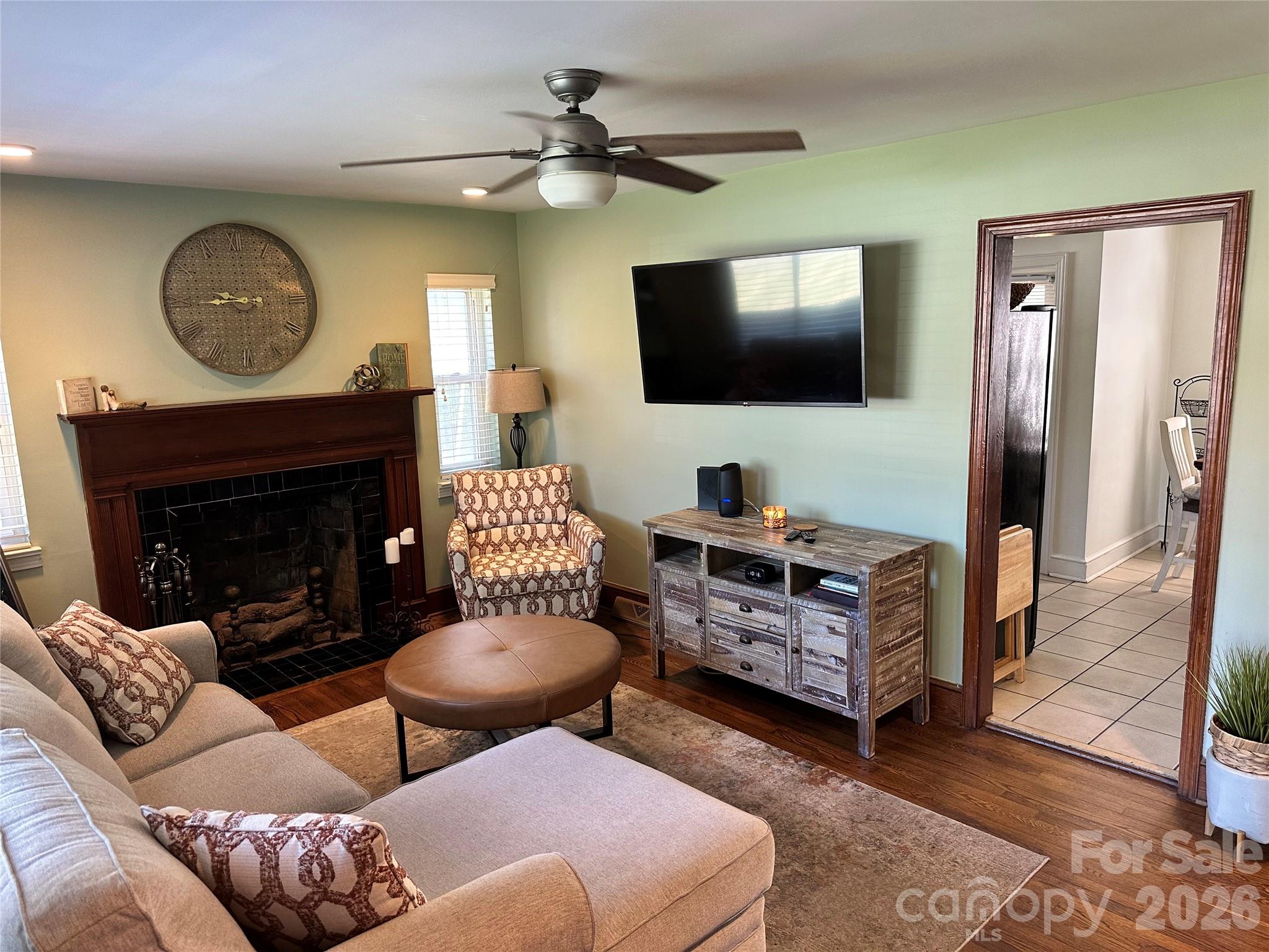 600 W Cama Street 8 Property Photo 11