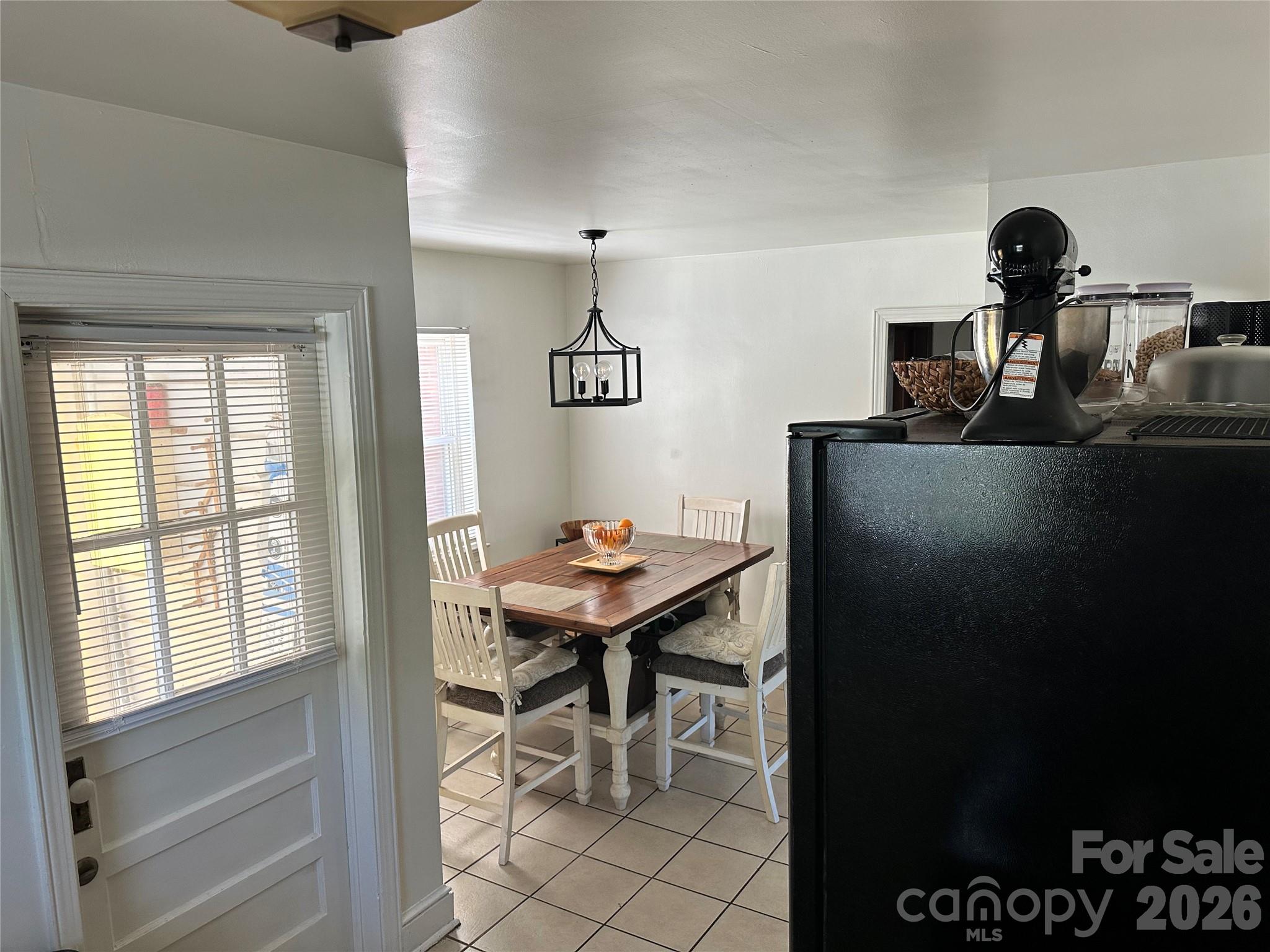 600 W Cama Street 8 Property Photo 18