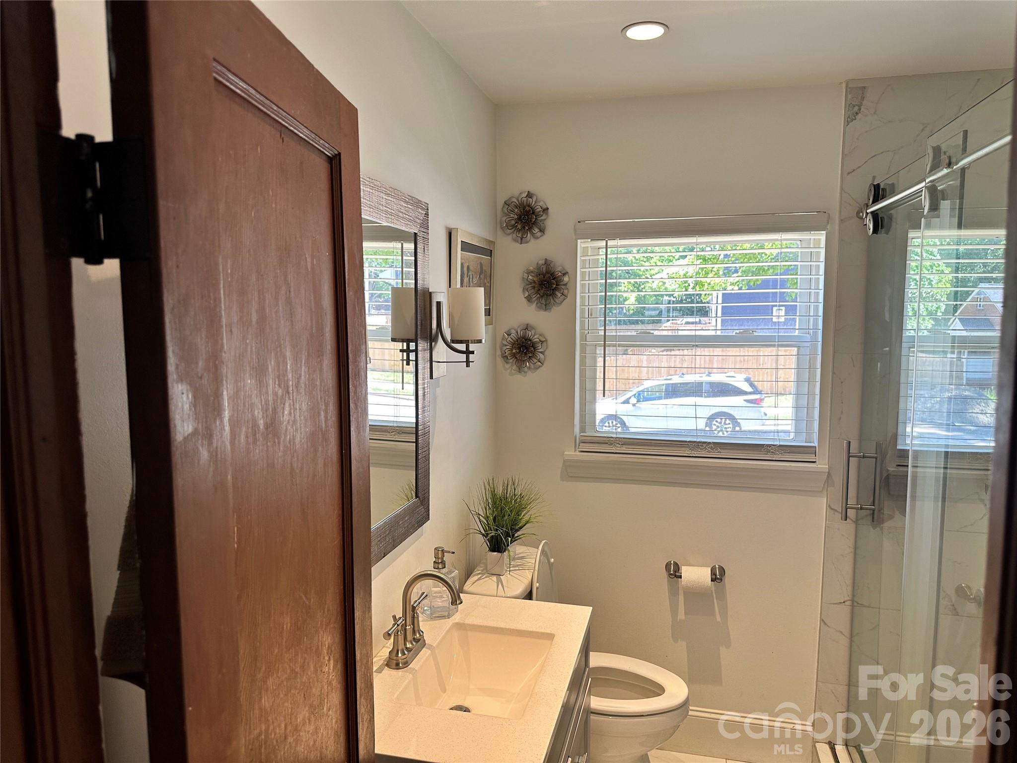 600 W Cama Street 8 Property Photo 23