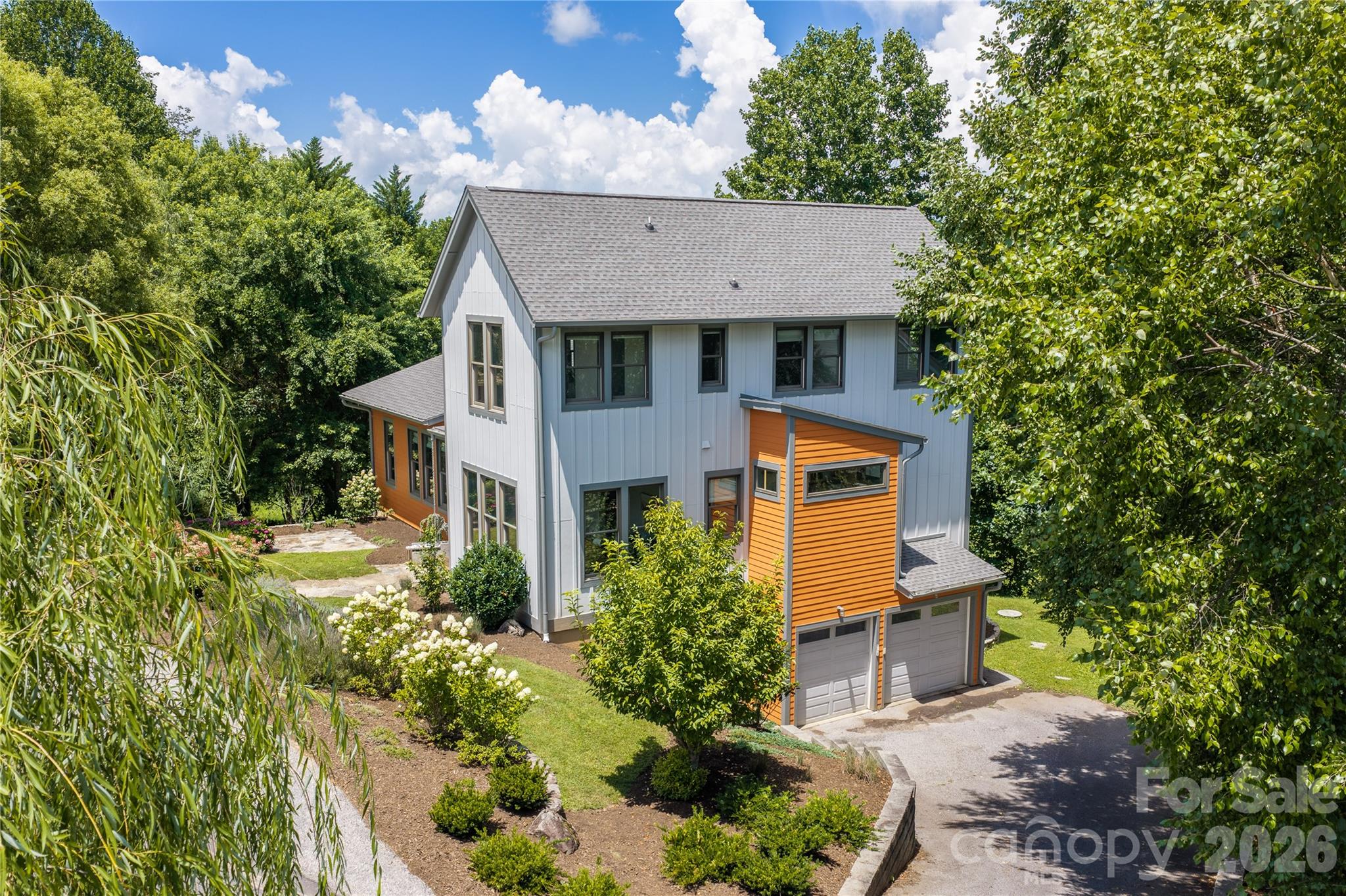 31 Grey River Run Property Photo 3