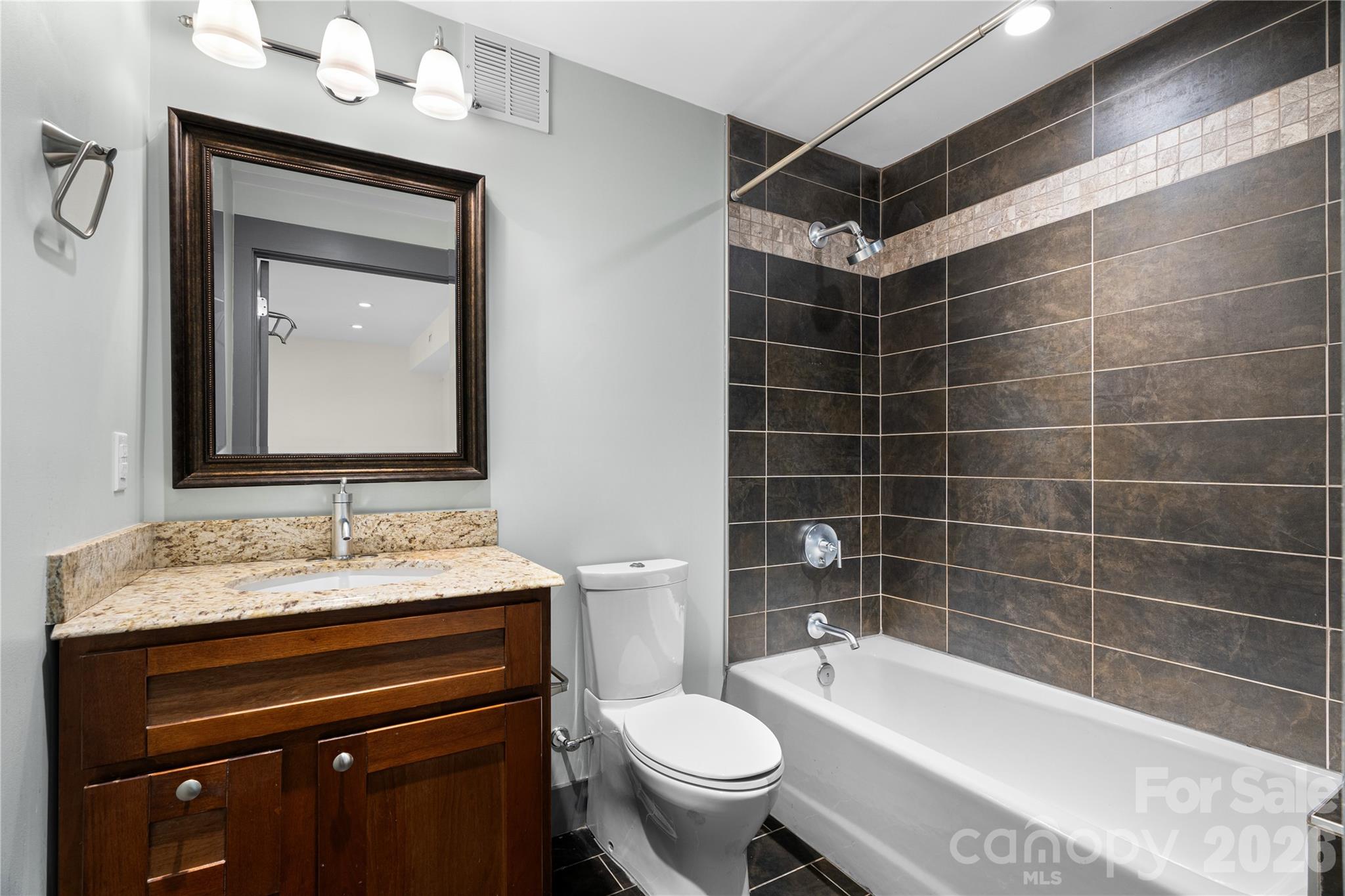 31 Grey River Run Property Photo 32