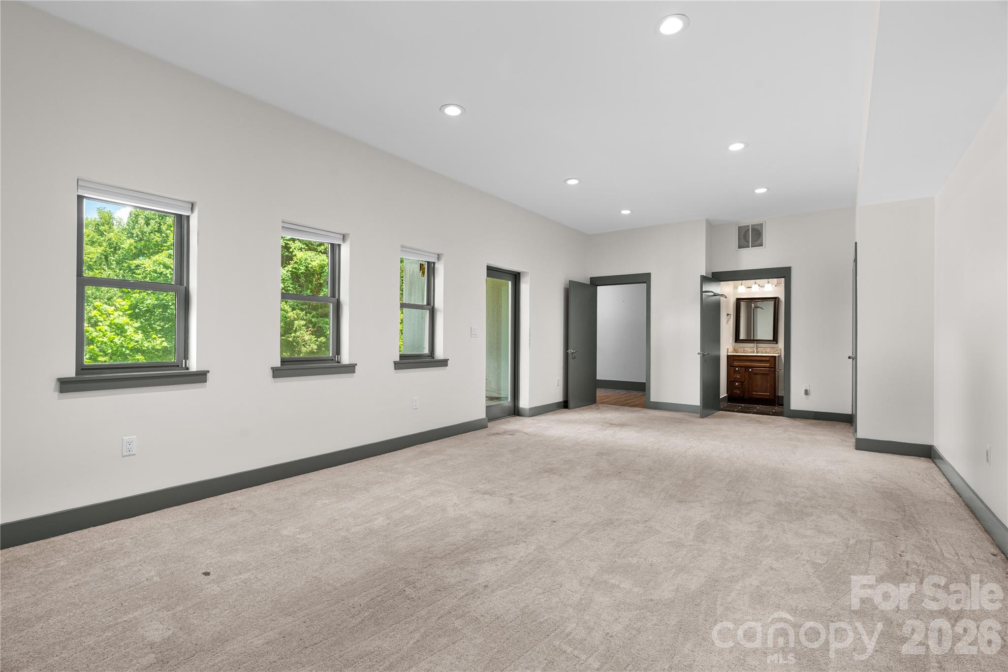 31 Grey River Run Property Photo 33