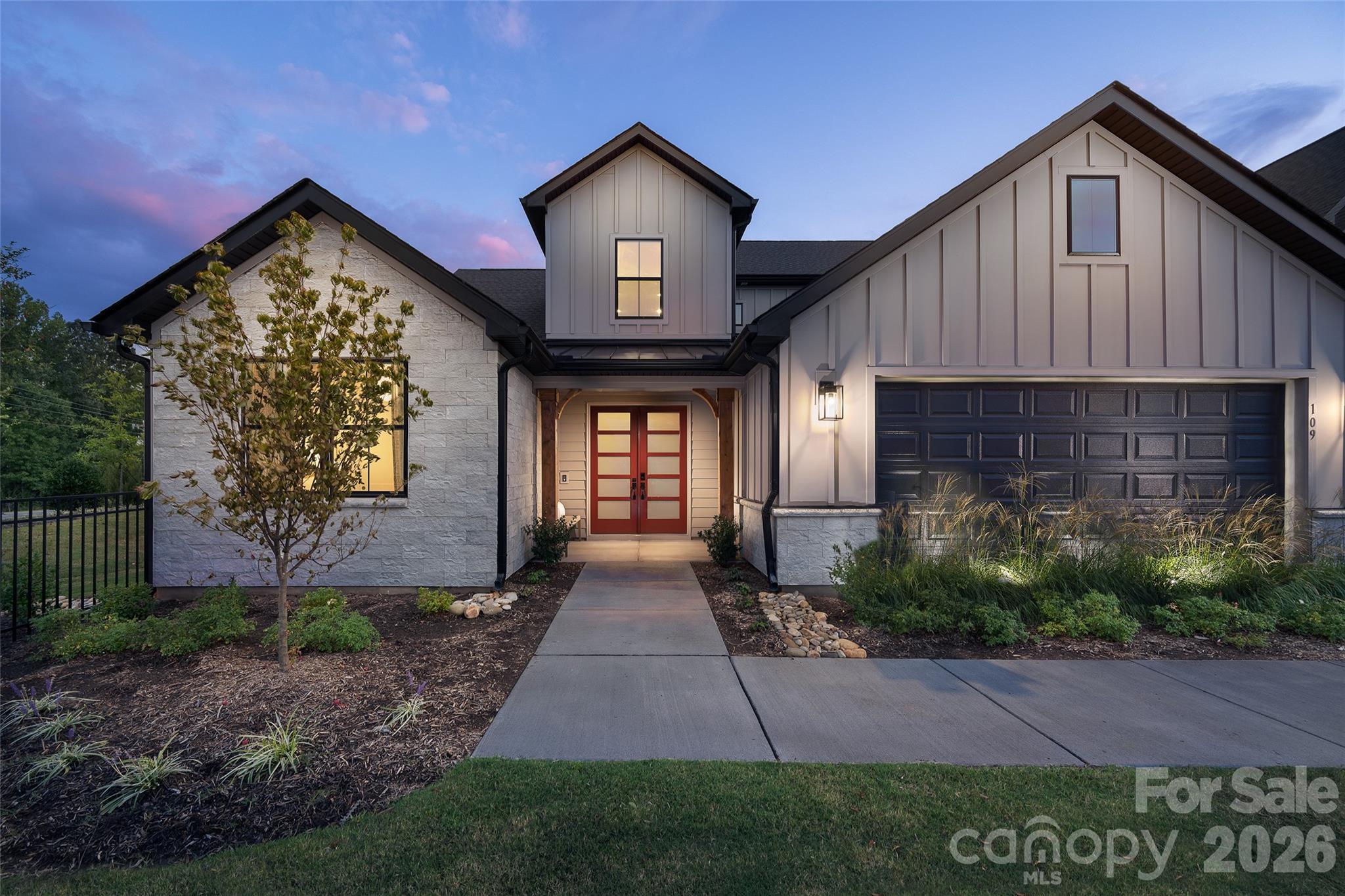 109 Windy Dell Drive Property Photo 1