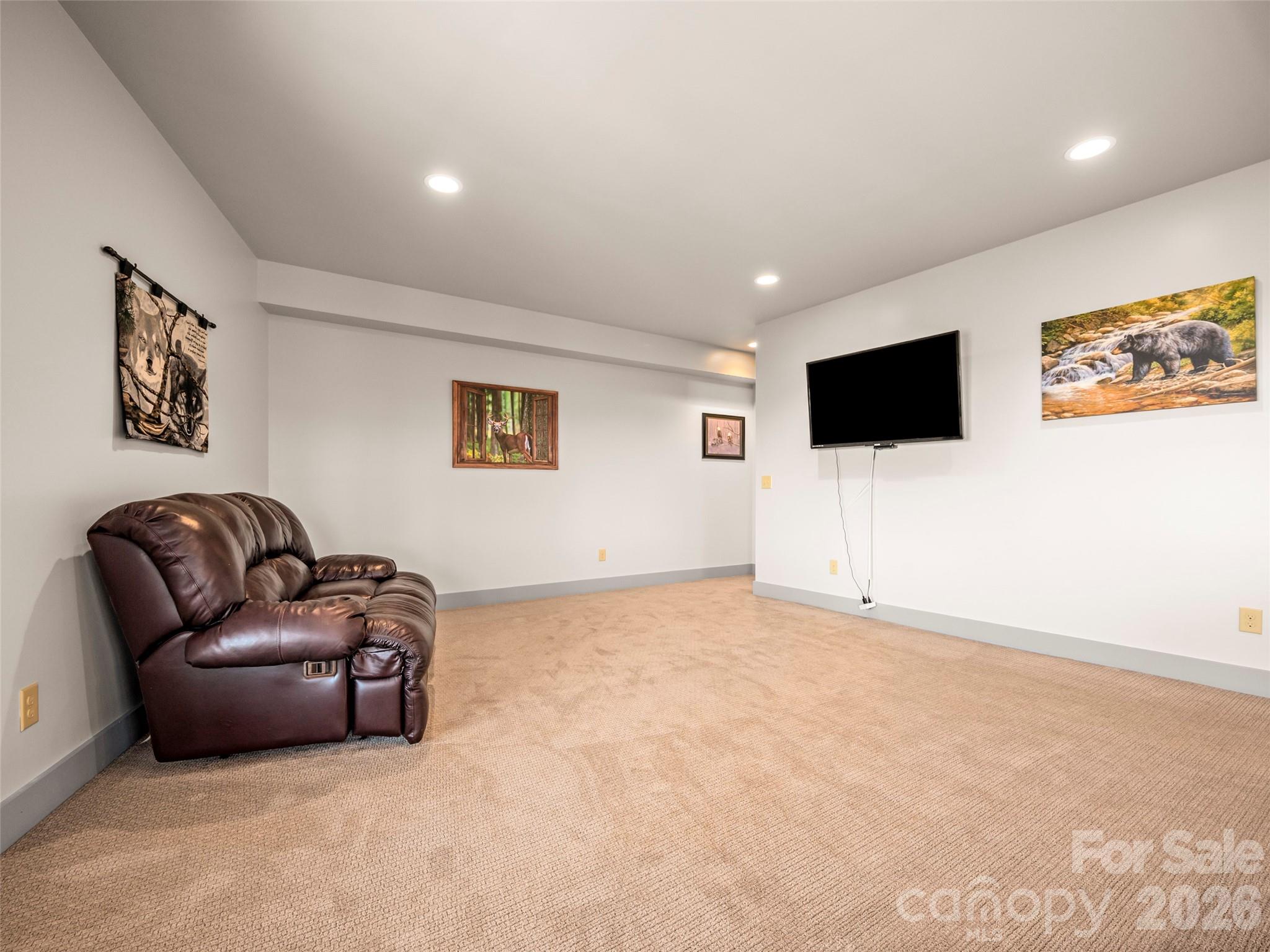 312 Brighton Drive Property Photo 34