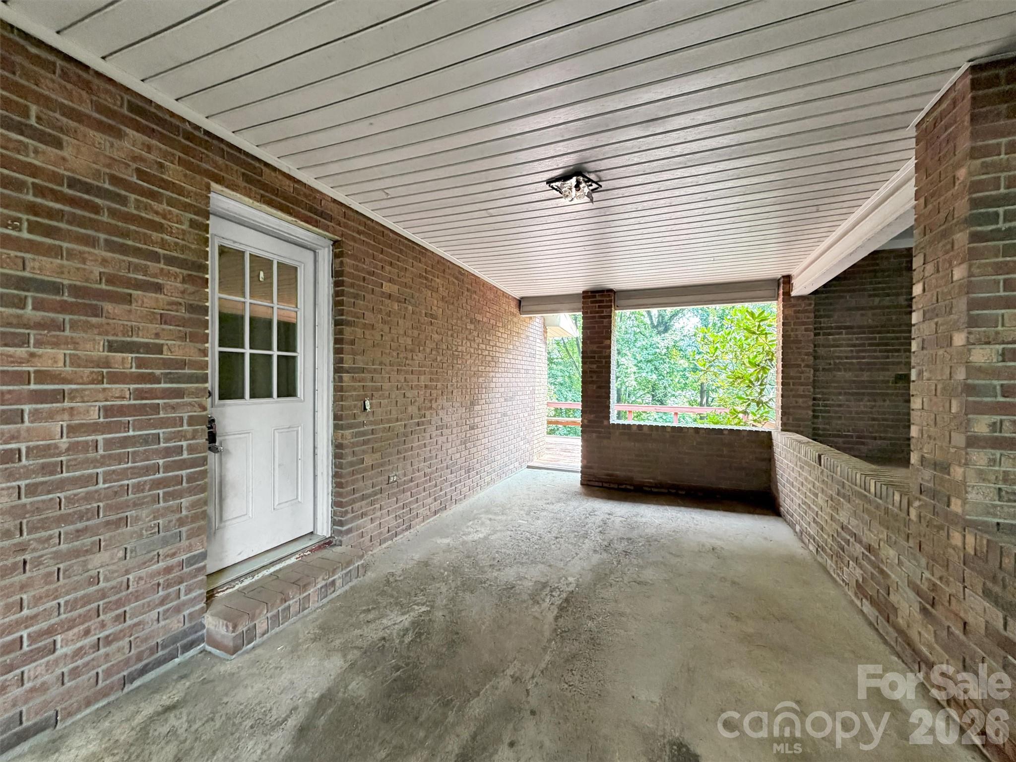 101 Cactus Loop Property Photo 6