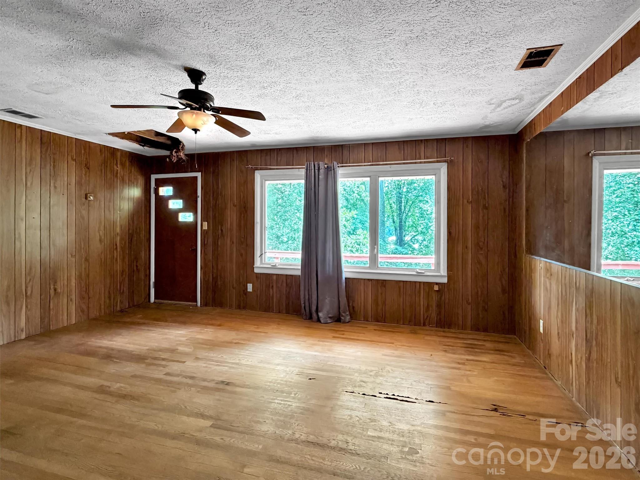 101 Cactus Loop Property Photo 7