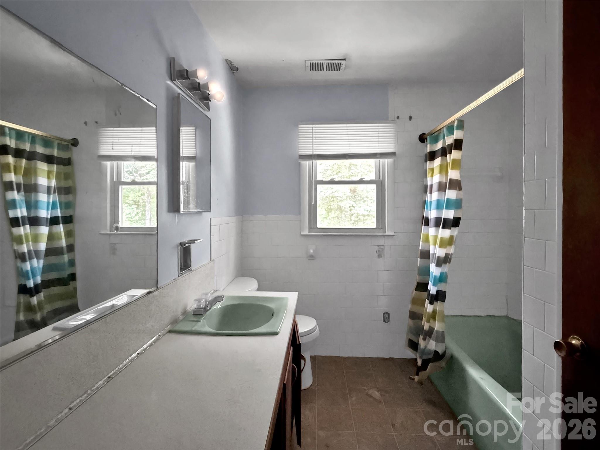 101 Cactus Loop Property Photo 12