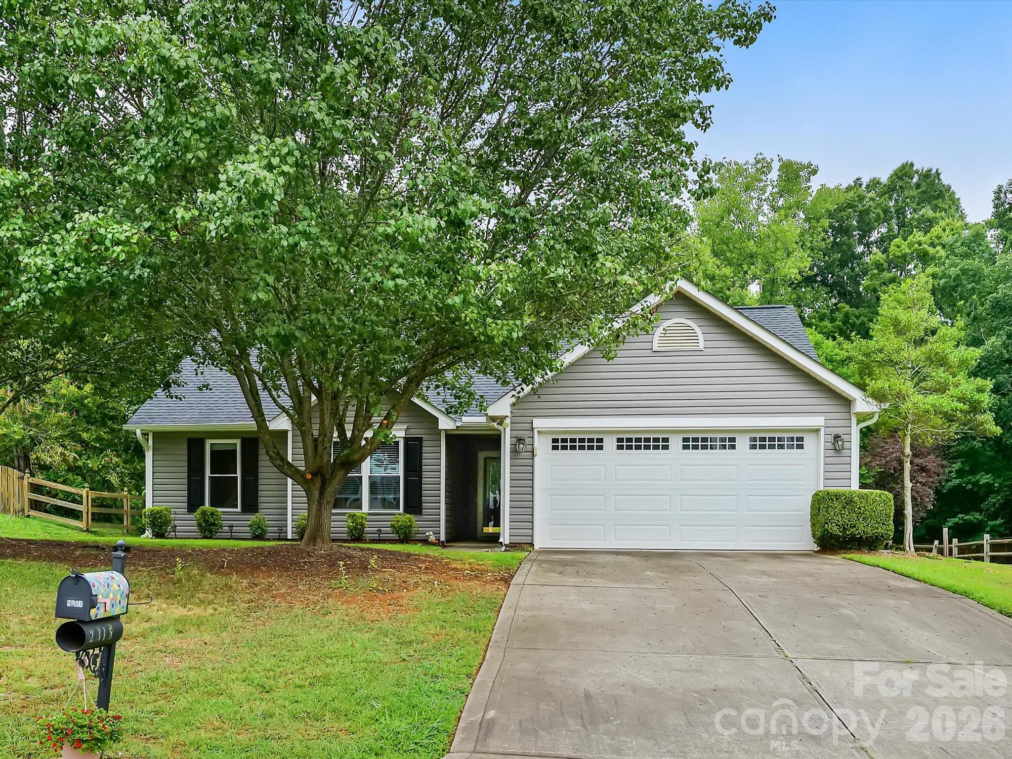 2316 Ivy Run Drive Property Photo 1