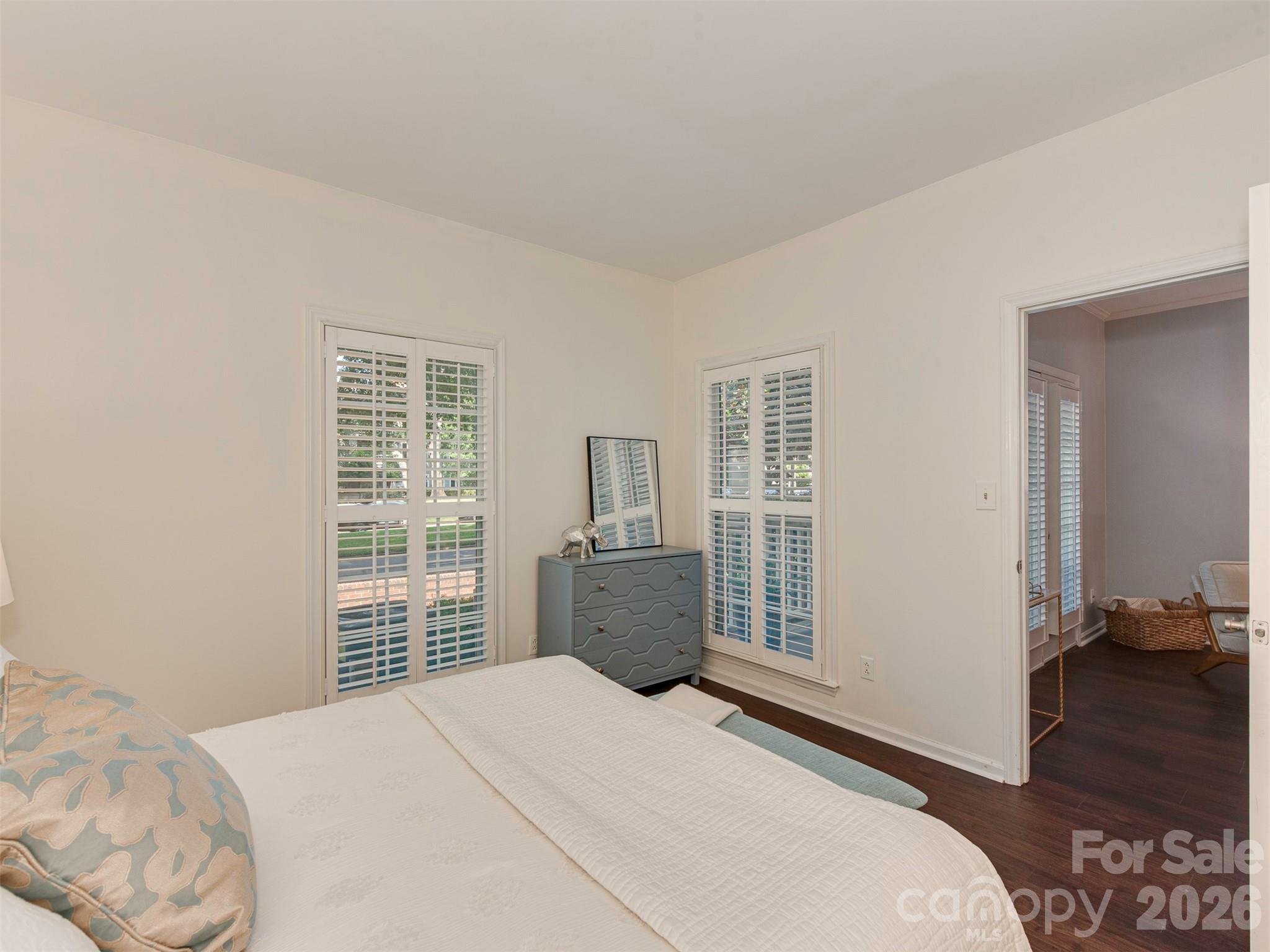 301 Queens Road 105 Property Photo 23