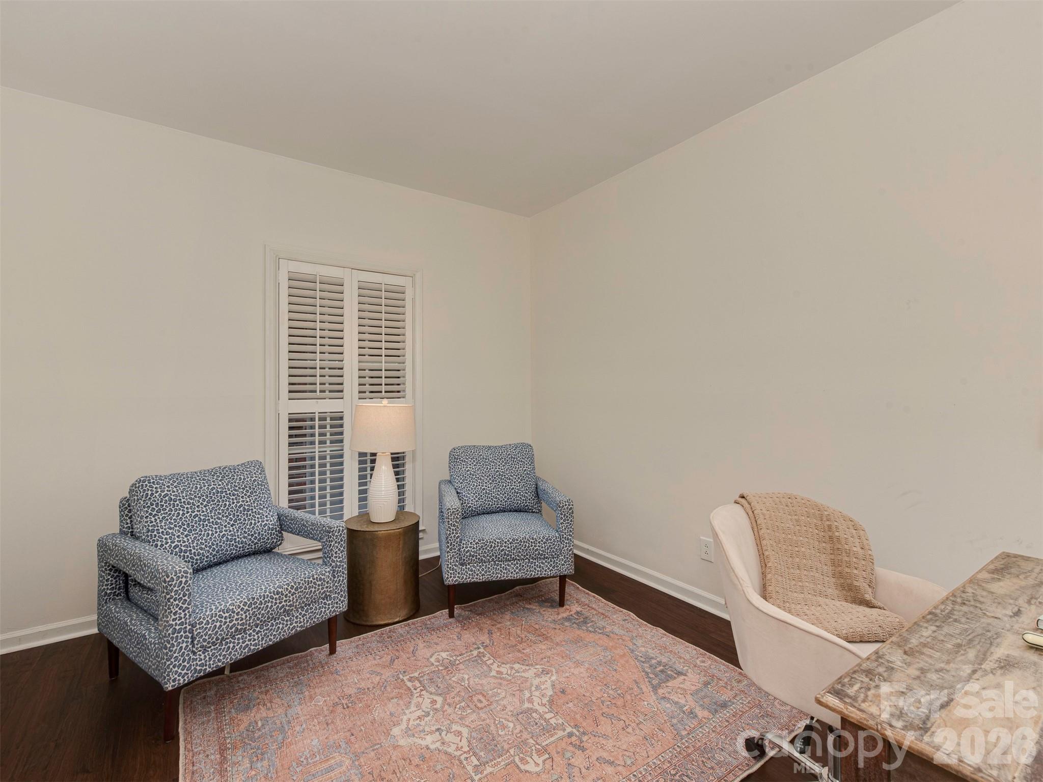 301 Queens Road 105 Property Photo 27