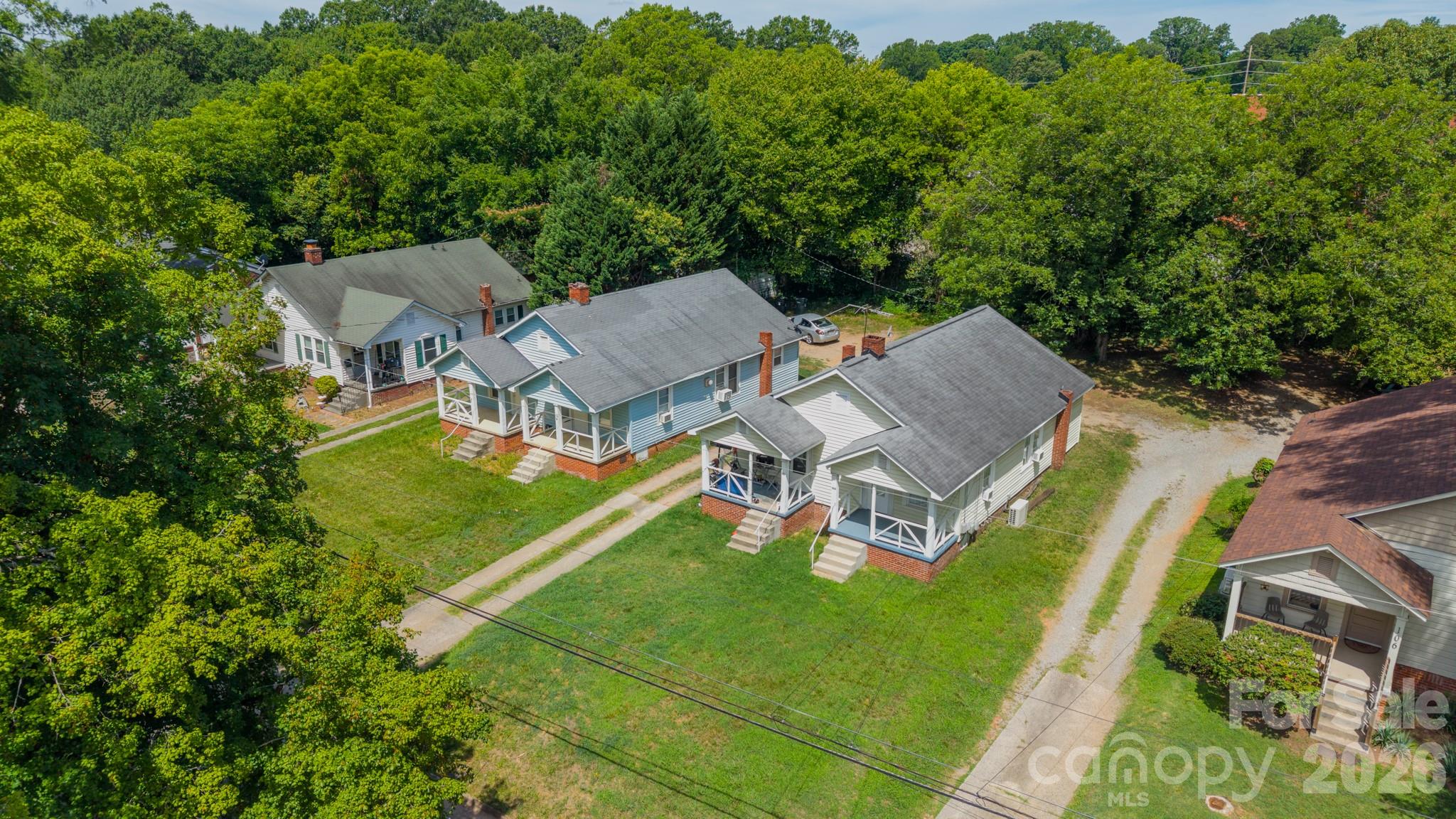 112 Freeze Avenue Property Photo 1