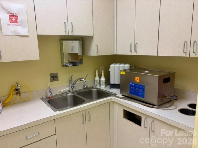 1285 Wilkesboro Boulevard Property Photo 7