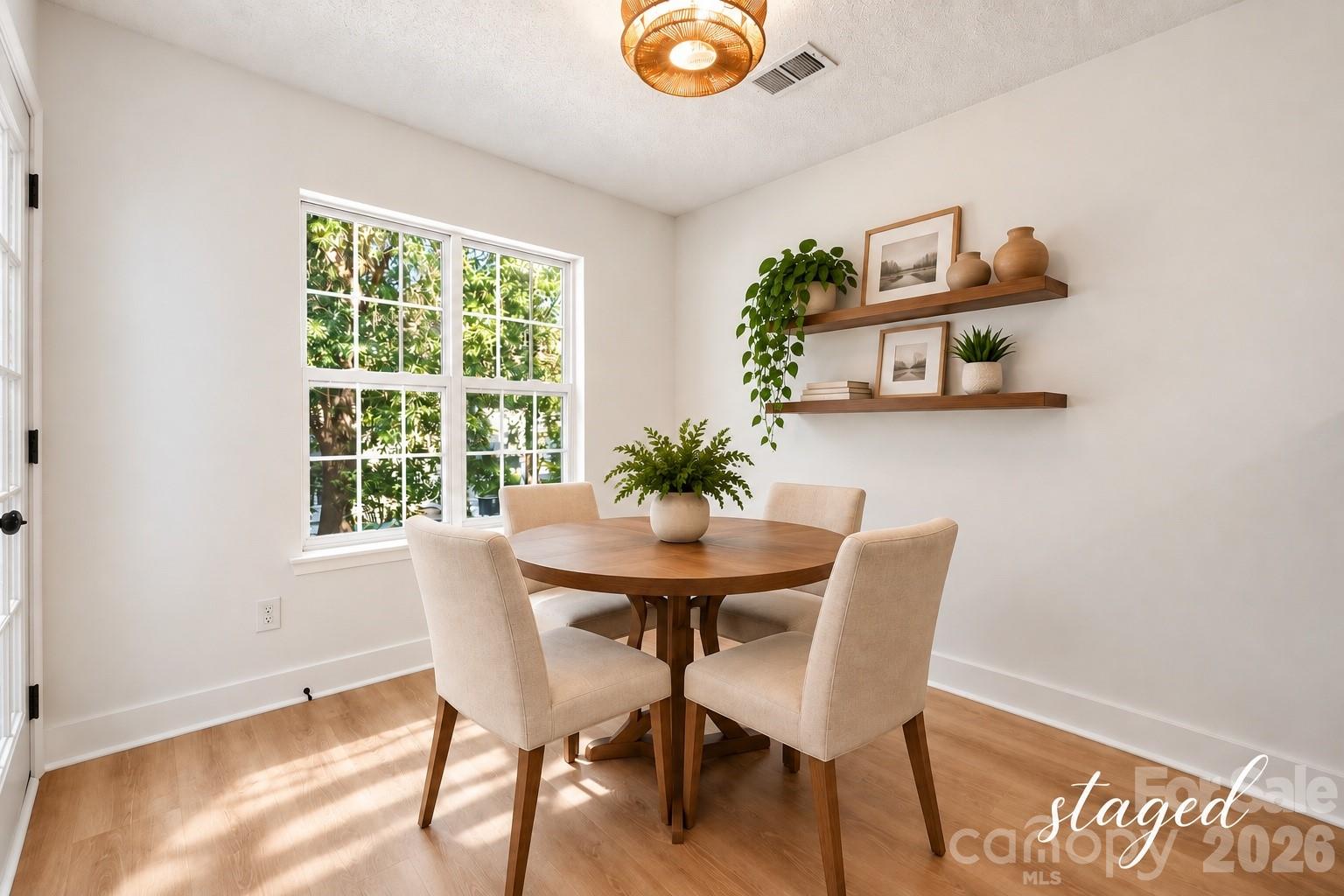 1730 Eagle Ridge Drive Property Photo 14