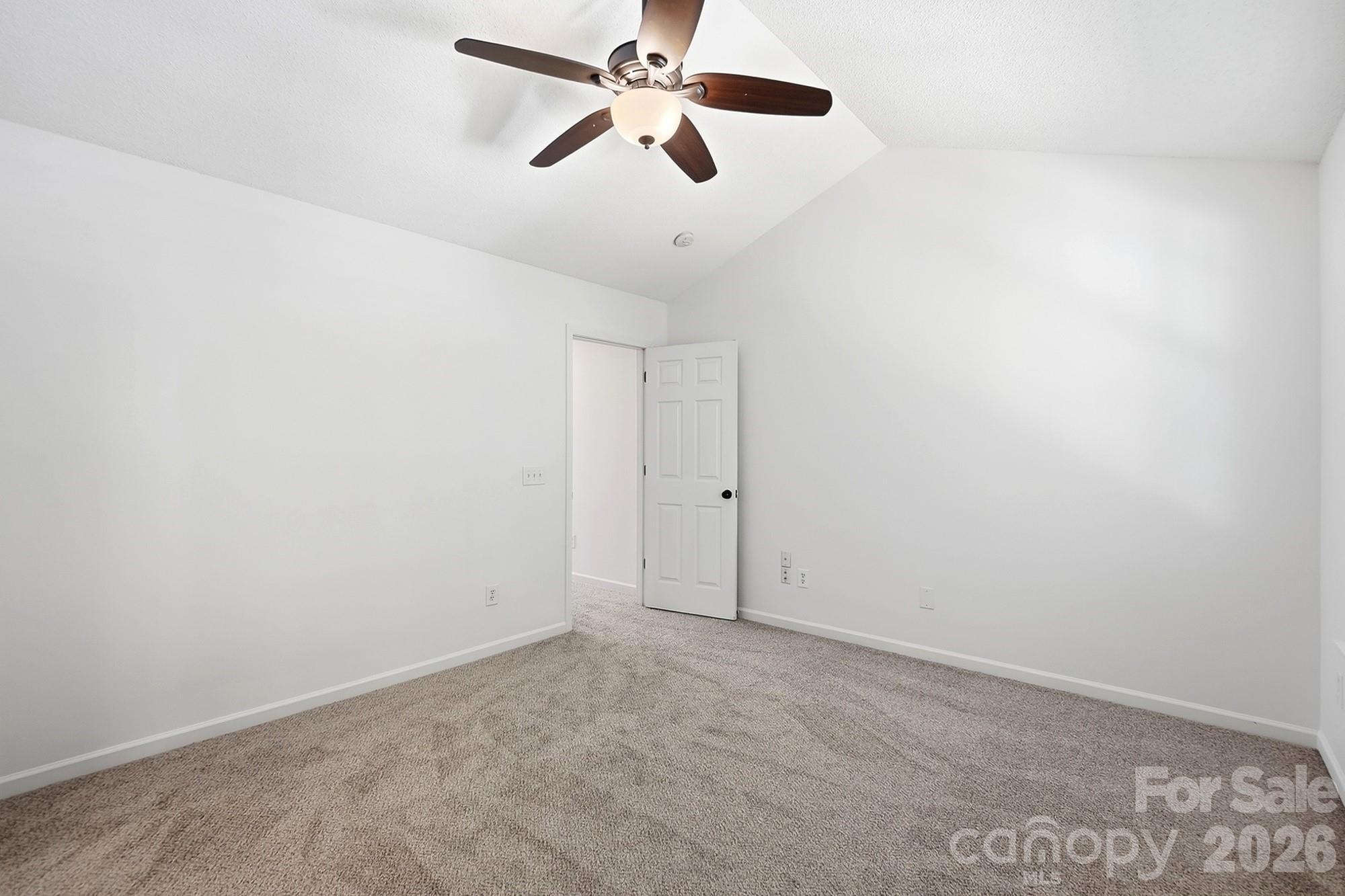 1730 Eagle Ridge Drive Property Photo 27