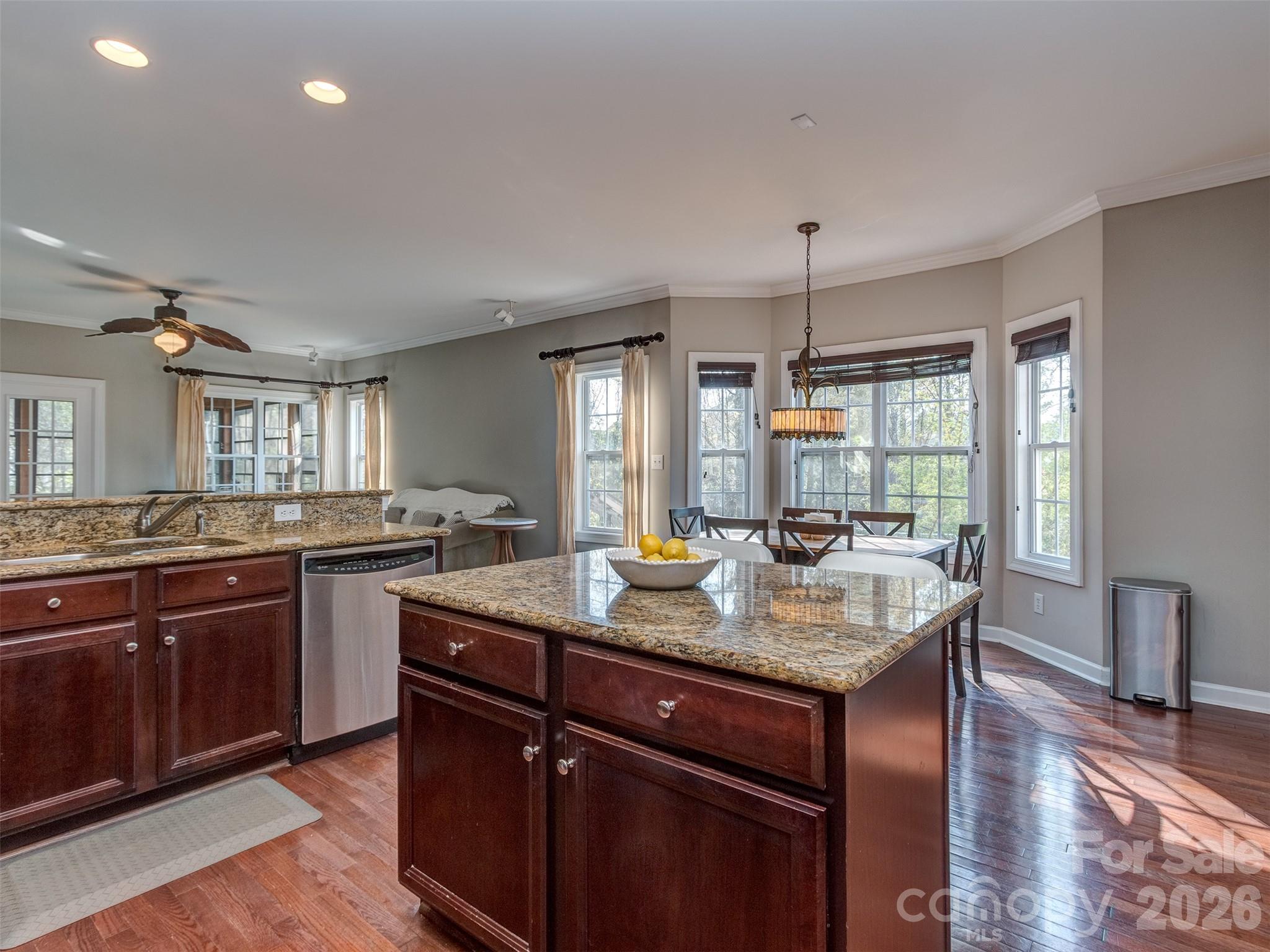 12103 Crescent Run Court Property Photo 11