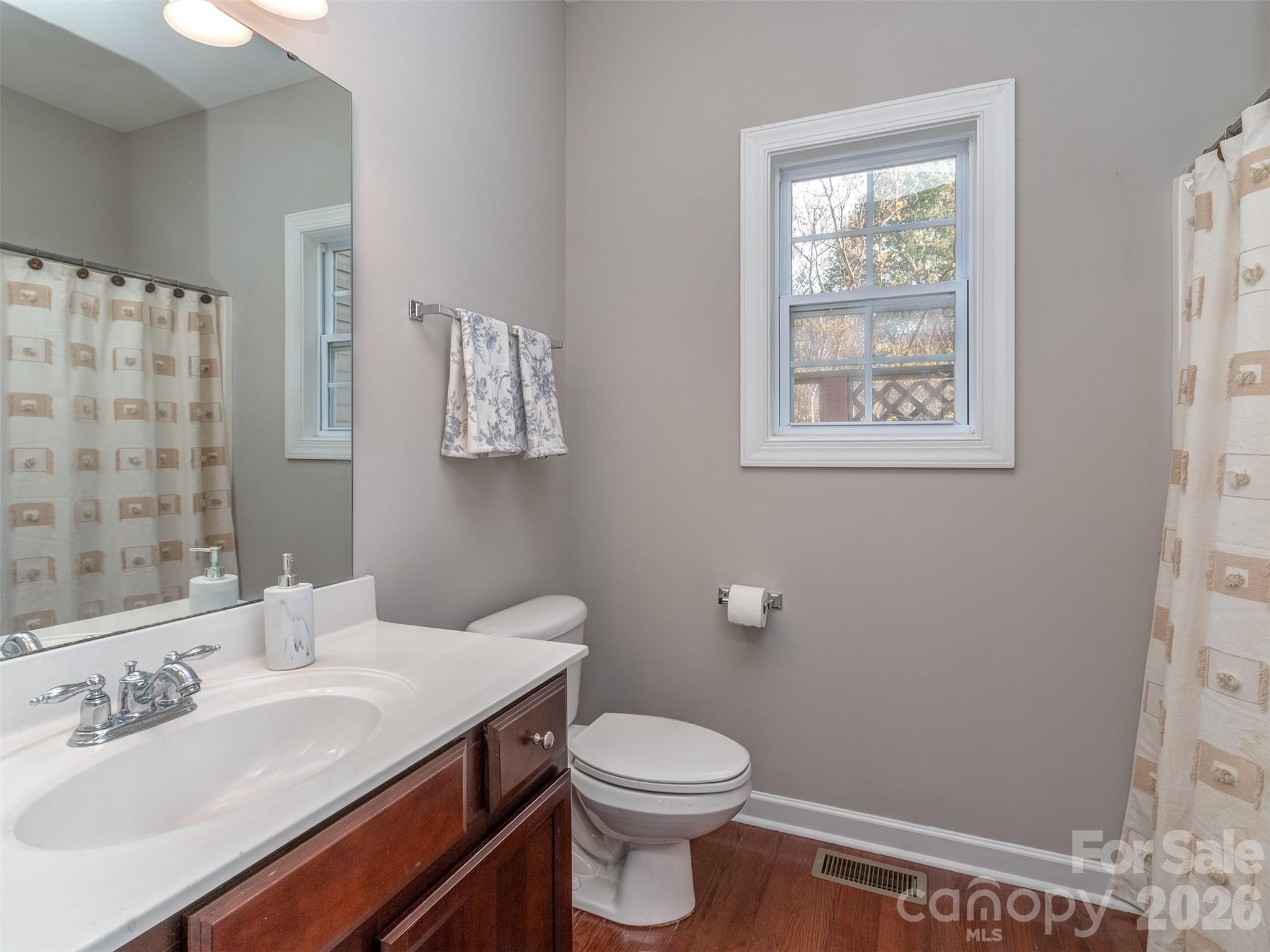 12103 Crescent Run Court Property Photo 17