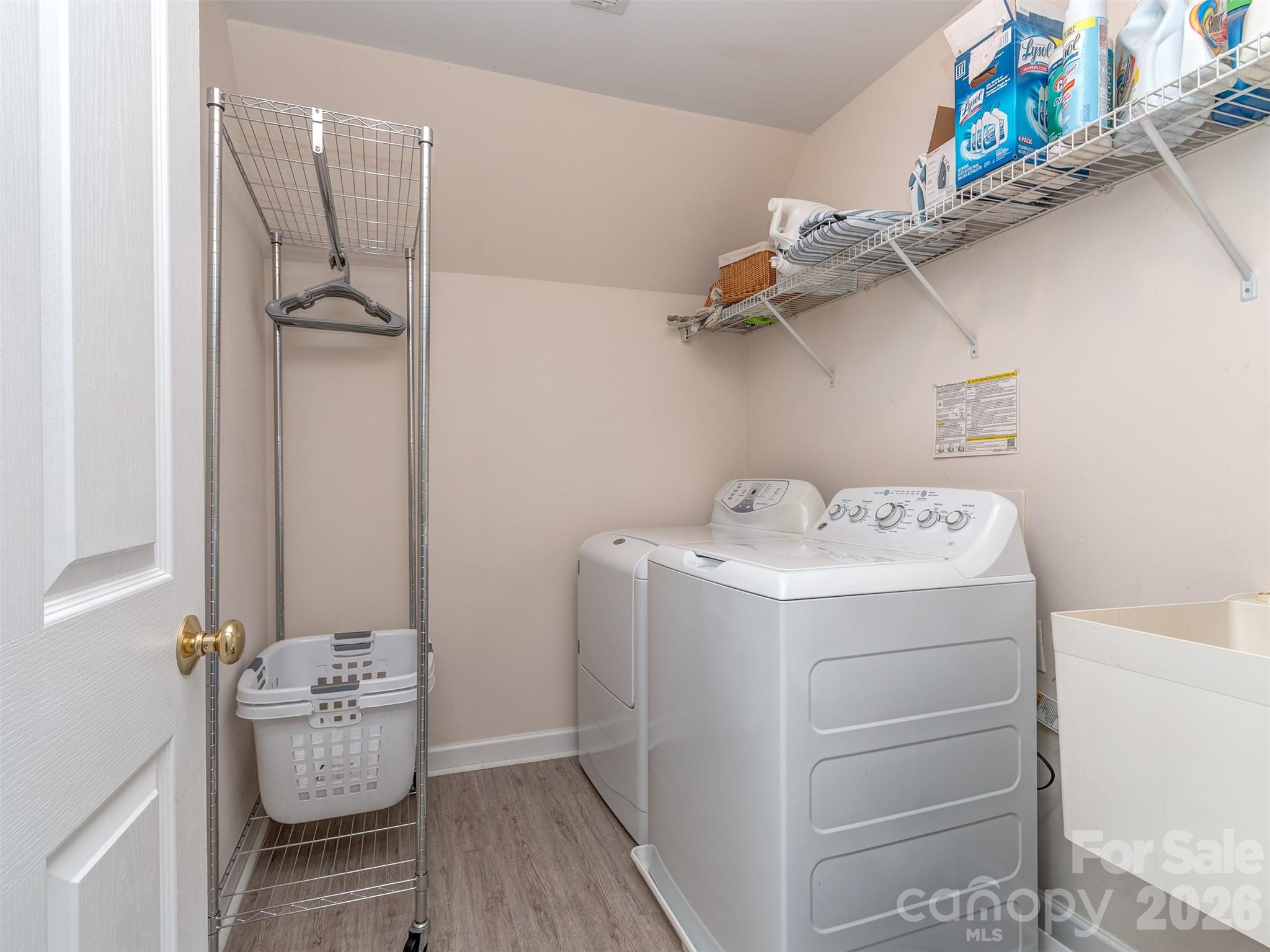 12103 Crescent Run Court Property Photo 31