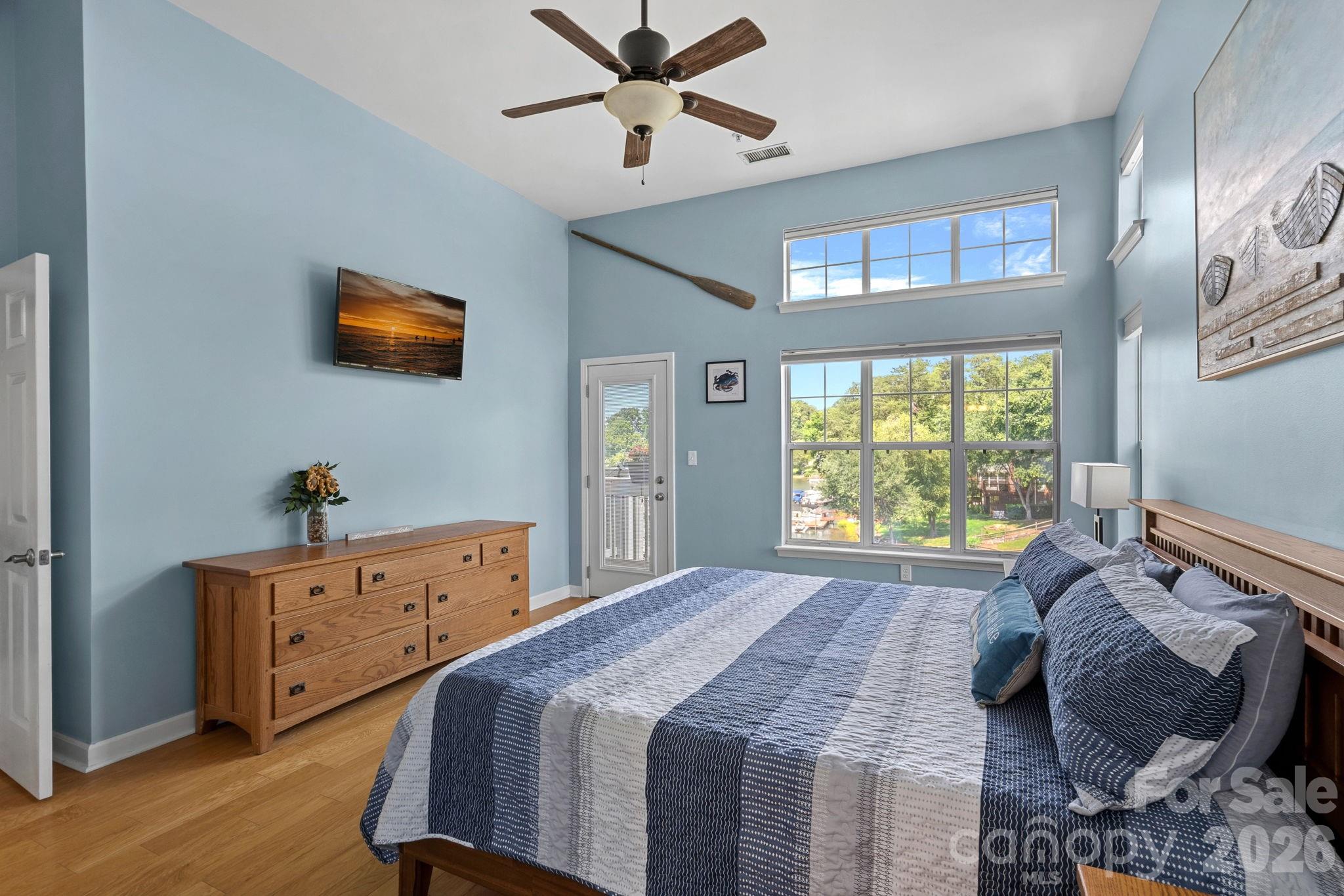103 Pier 33 Drive 218 Property Photo 14