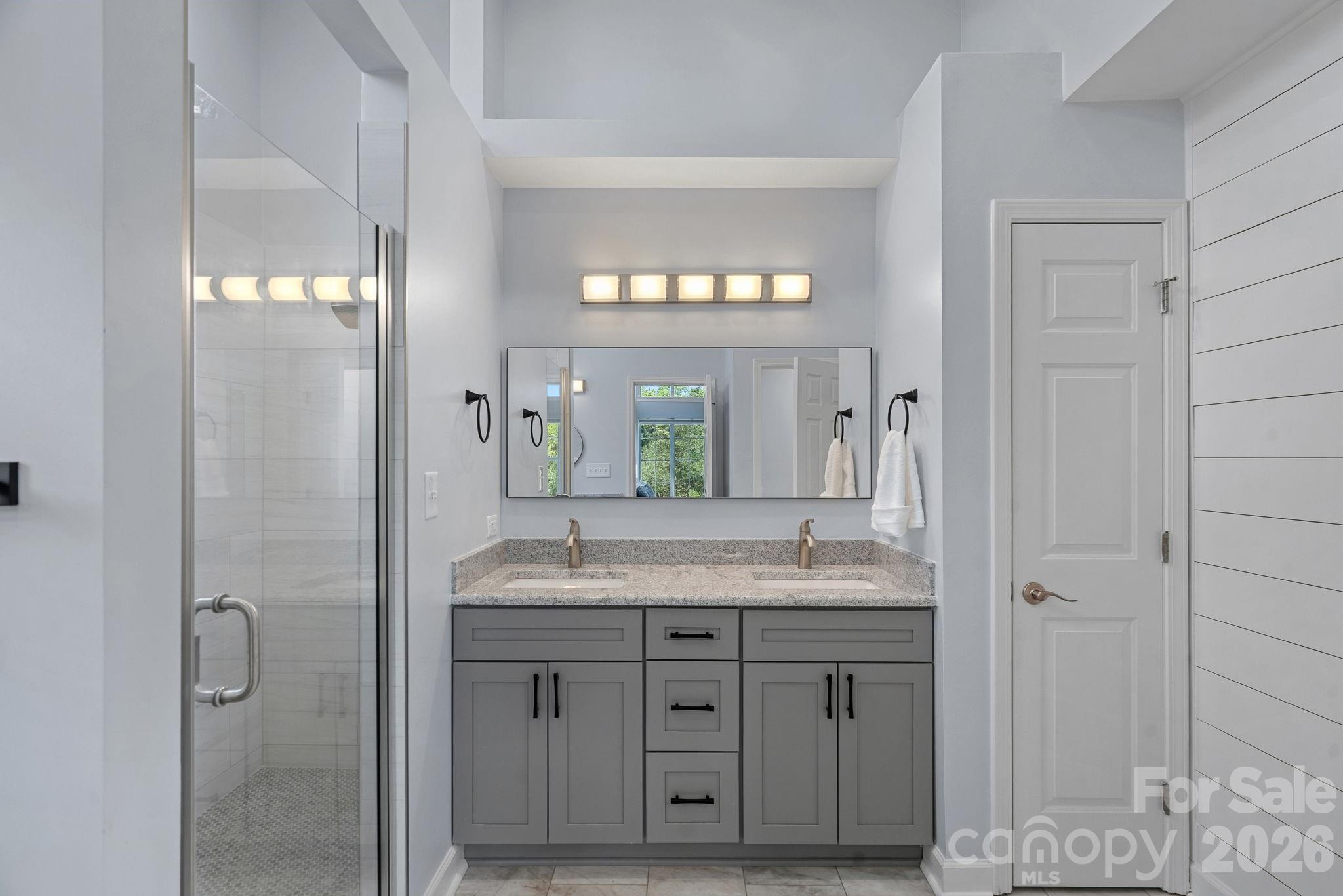103 Pier 33 Drive 218 Property Photo 15