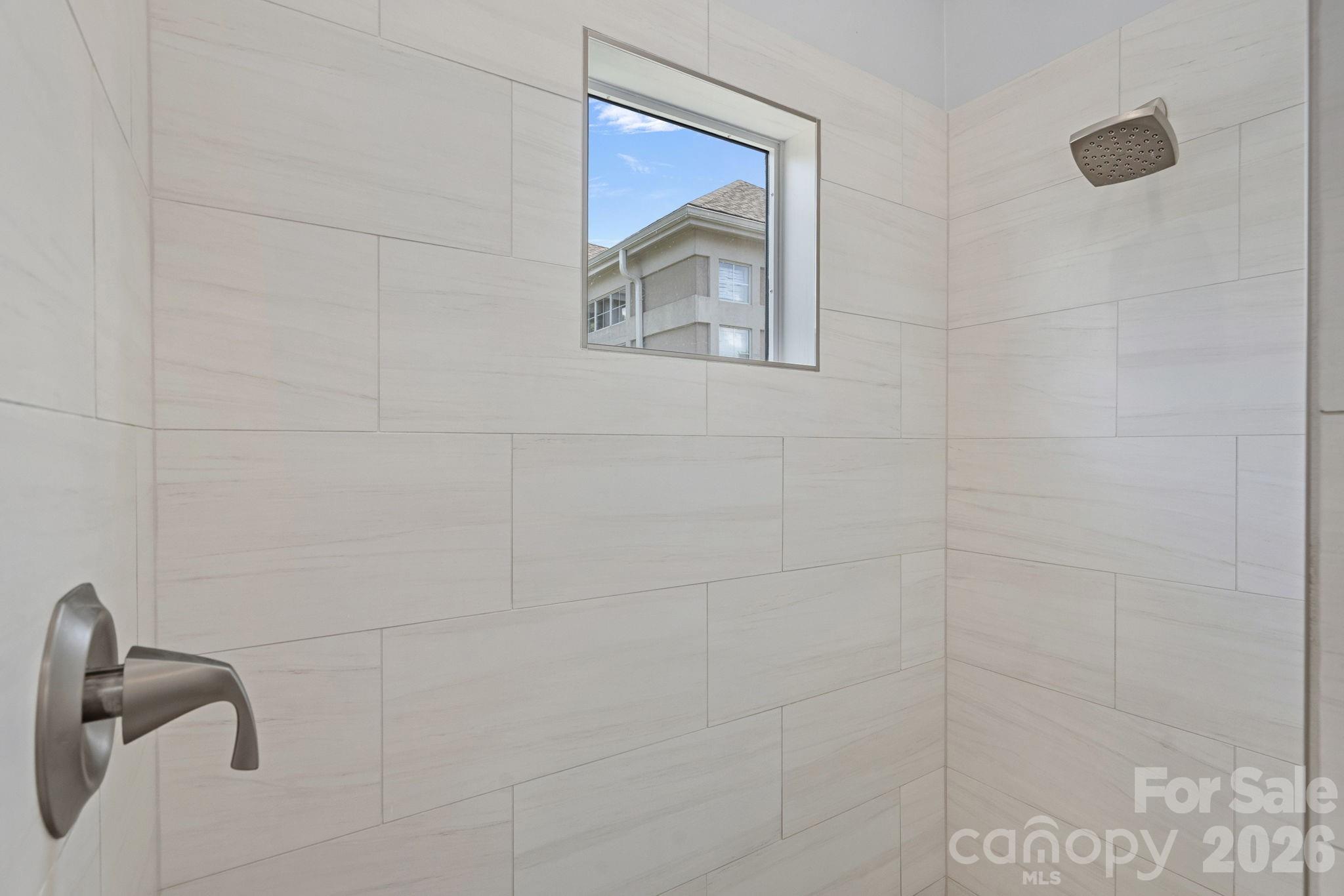 103 Pier 33 Drive 218 Property Photo 17