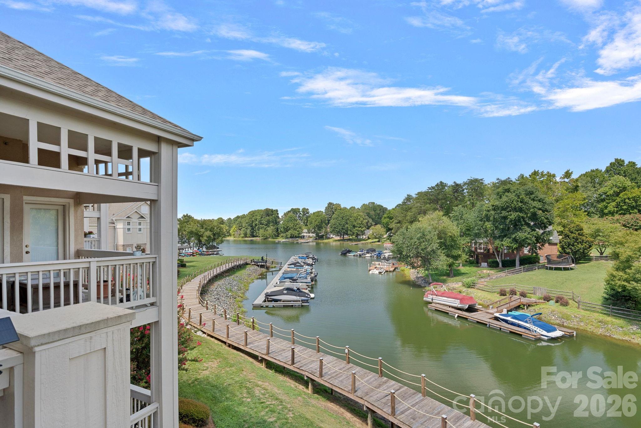 103 Pier 33 Drive 218 Property Photo 28