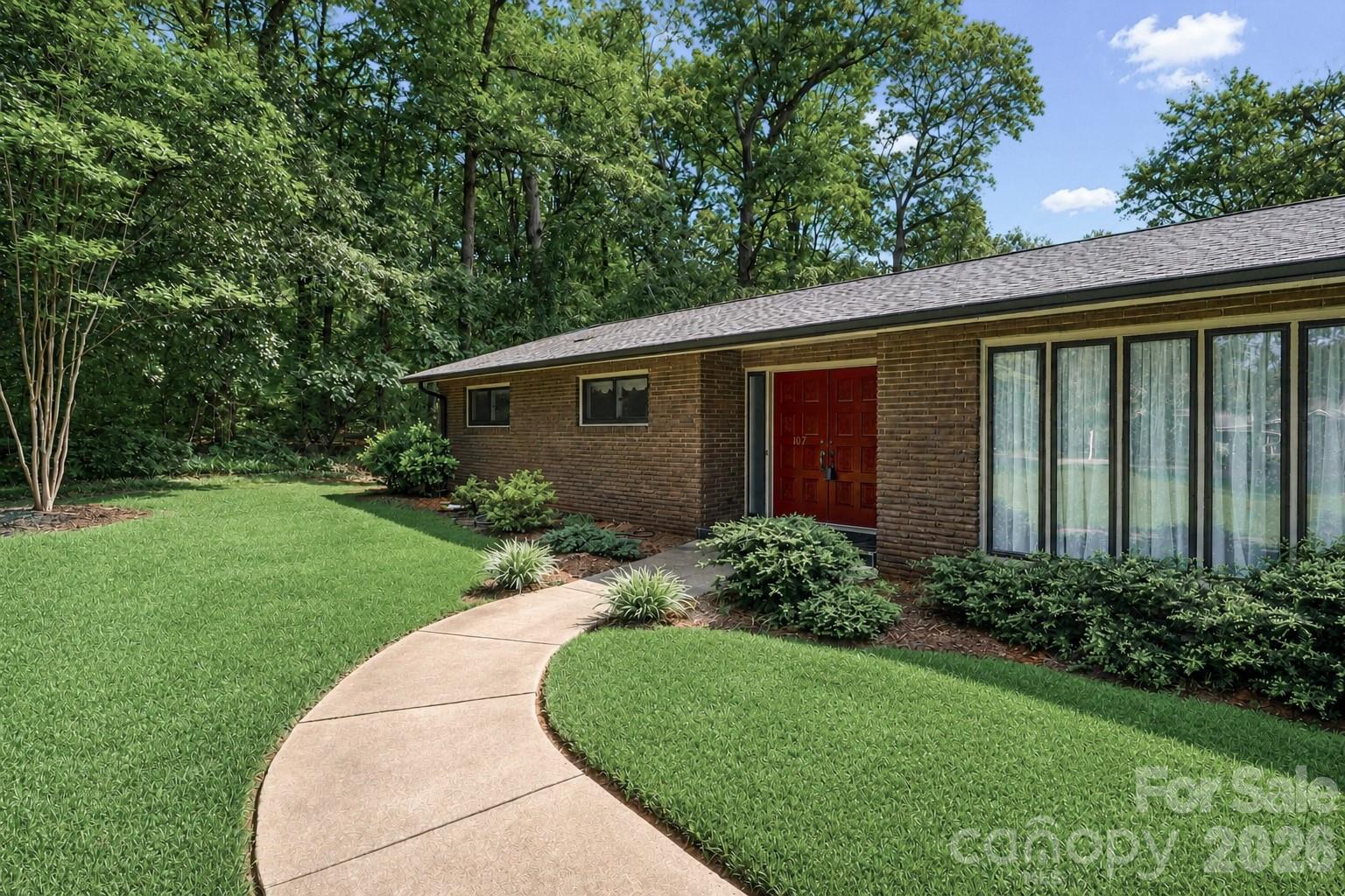 107 Augusta Drive Property Photo 5