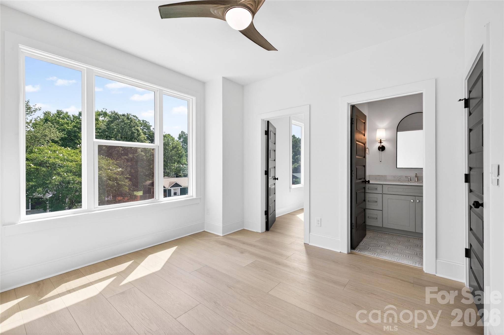 1914 Anderson Street Property Photo 25