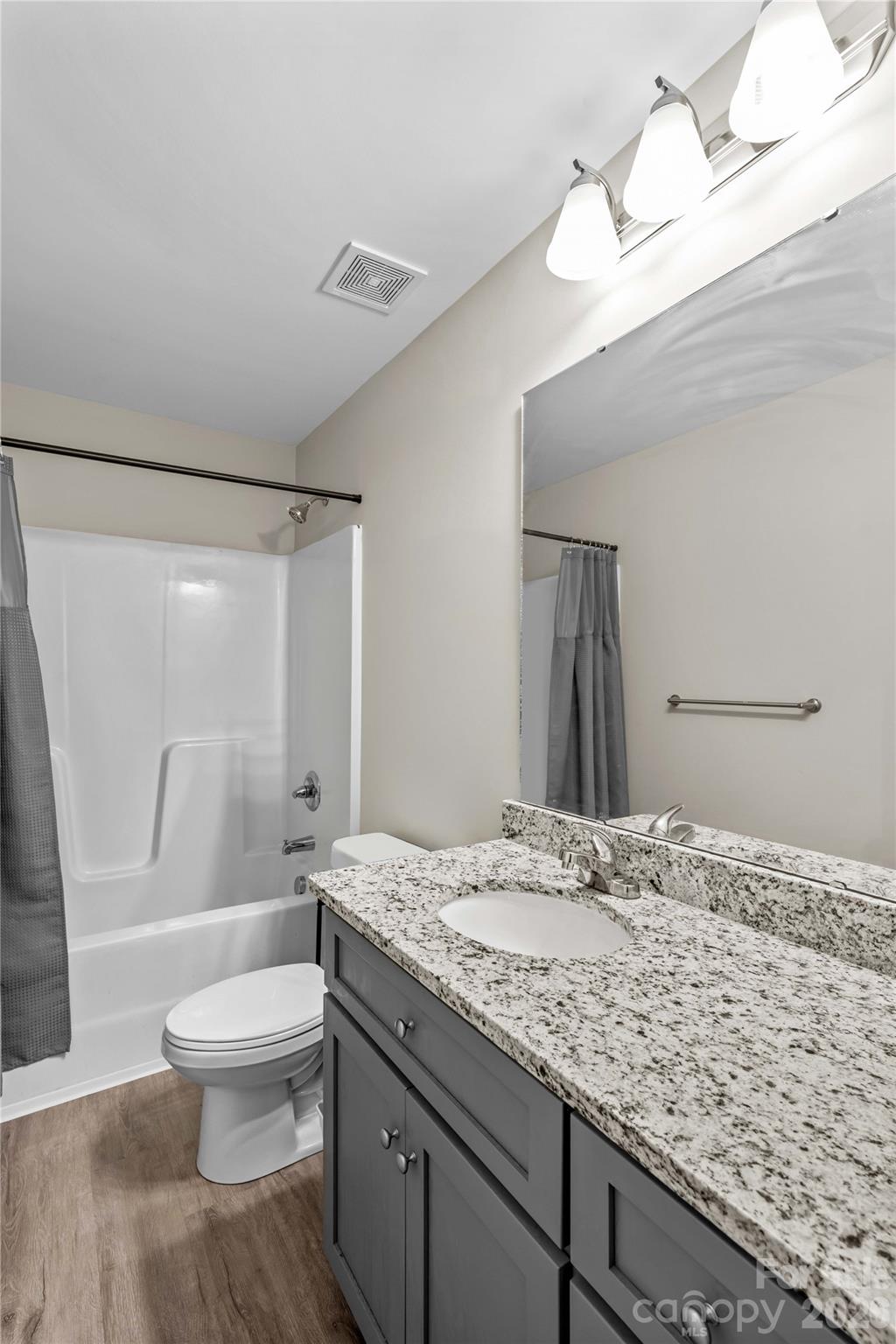 645 Harry Street Property Photo 22