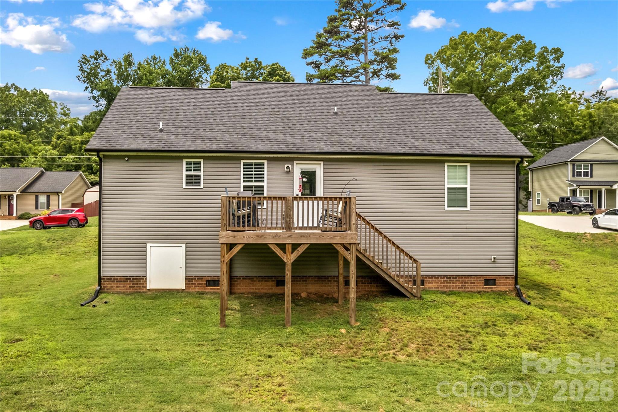 645 Harry Street Property Photo 26