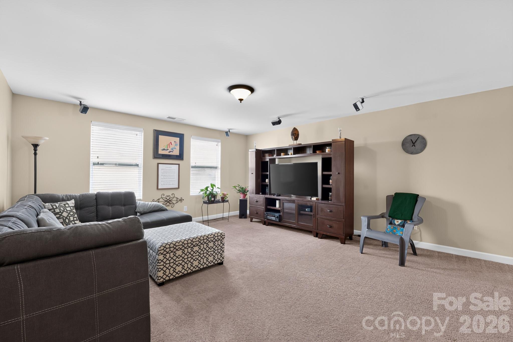5909 Langwell Lane Property Photo 20