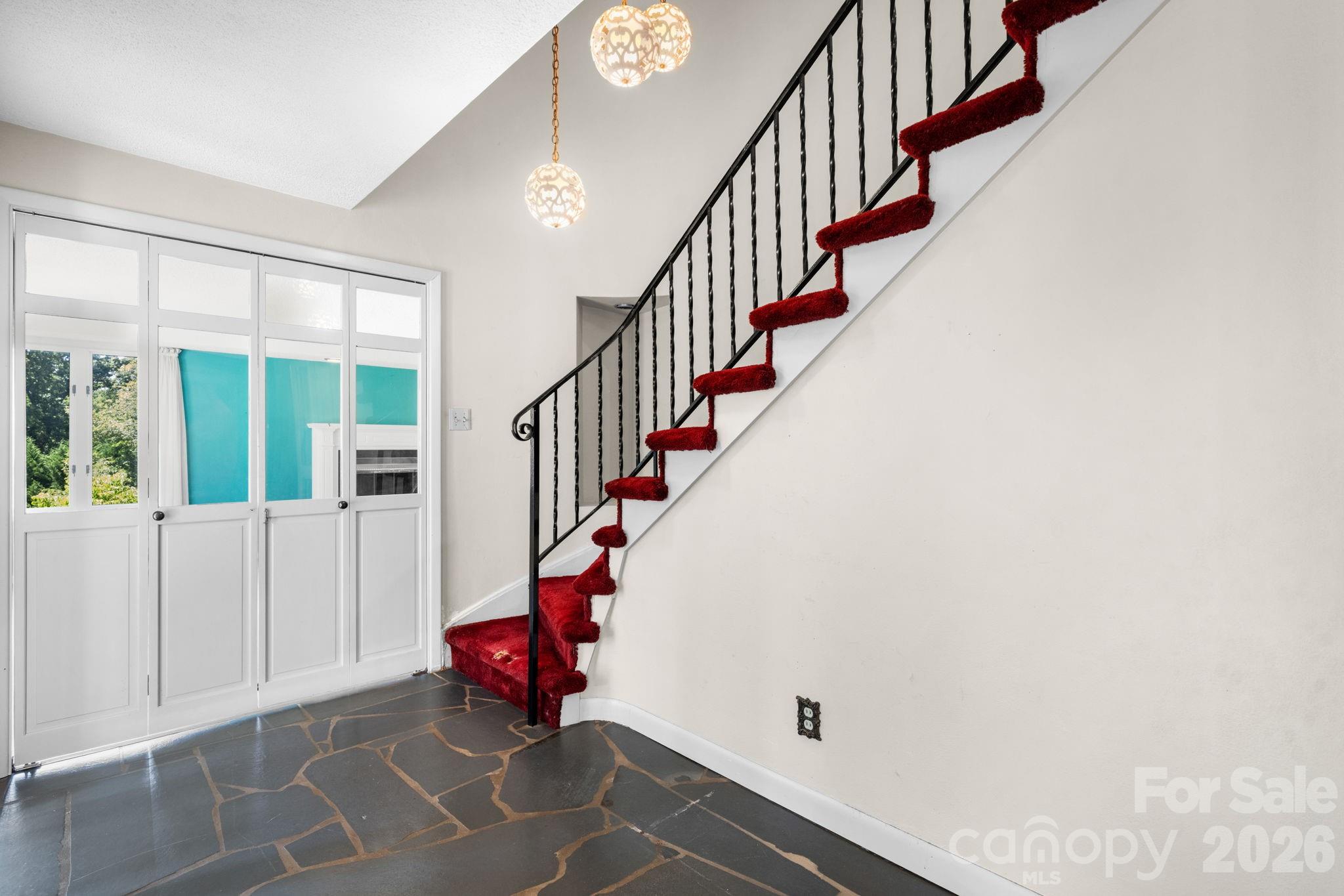 1335 36th Avenue Drive 20-27/d Property Photo 9