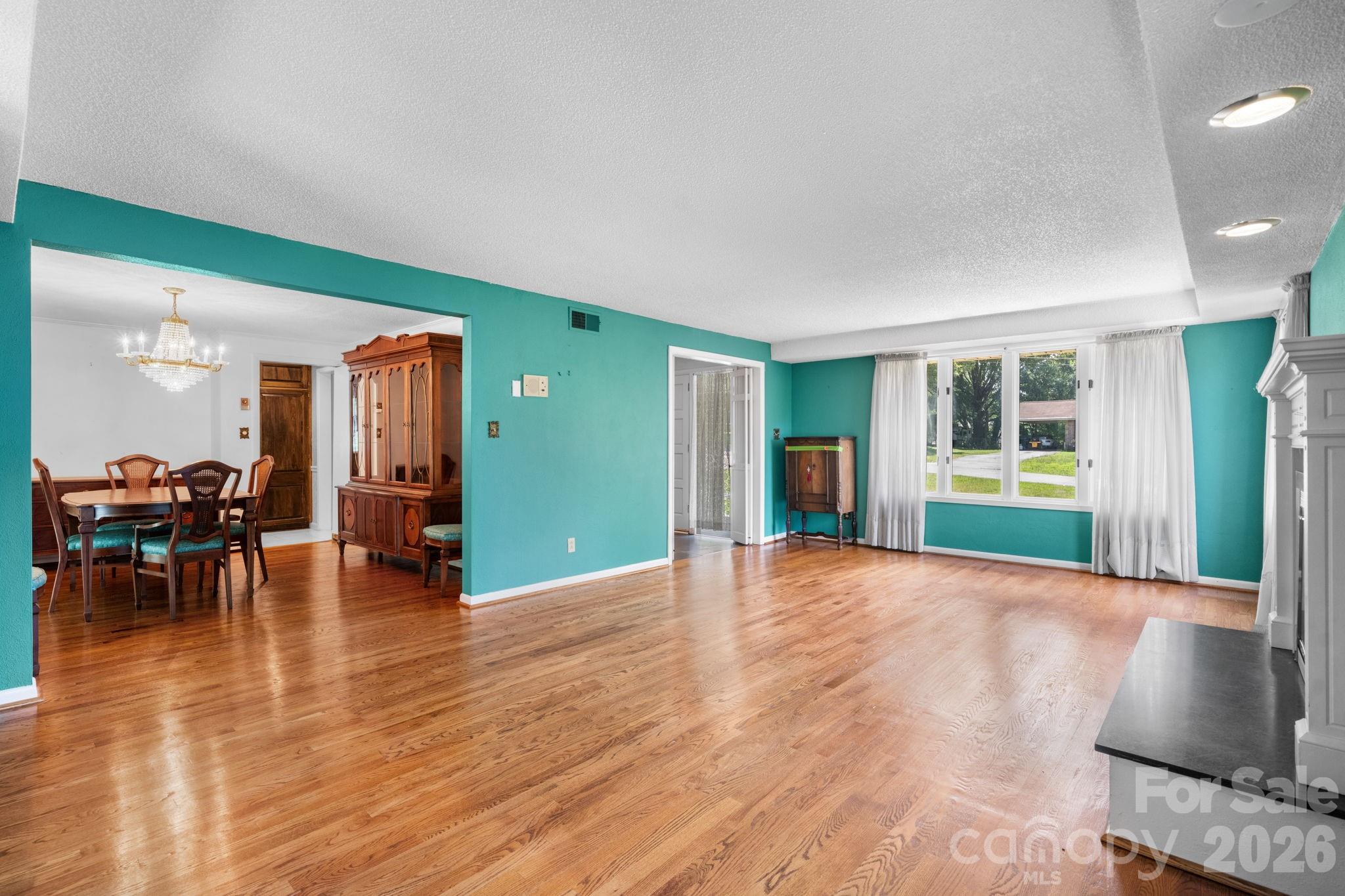 1335 36th Avenue Drive 20-27/d Property Photo 13