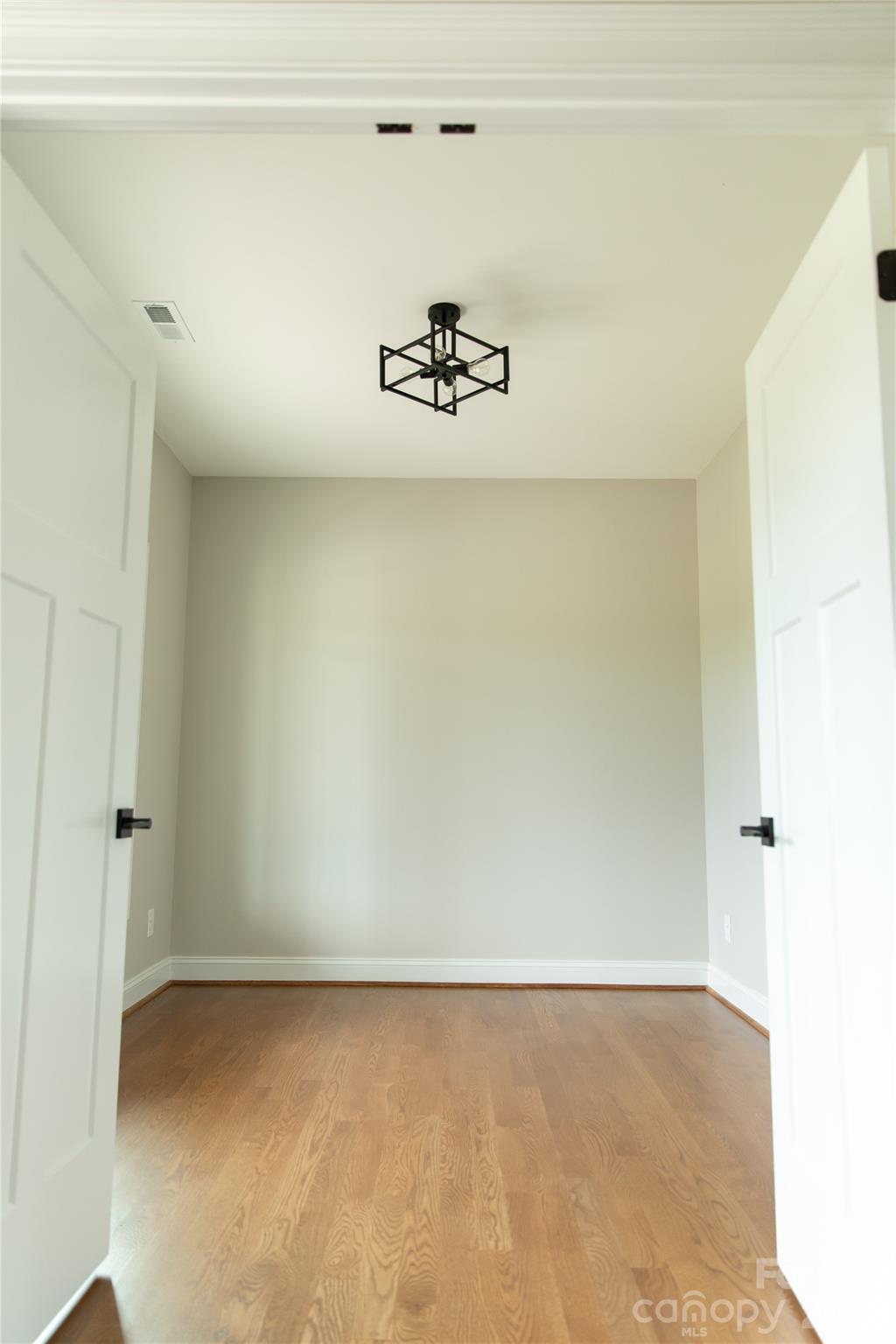 2927 Tavistock Lane Property Photo 18