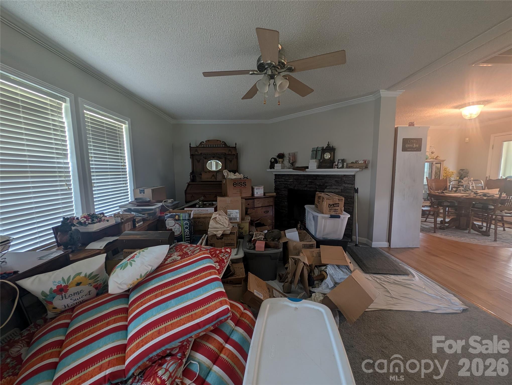 5728 Walker Way 28 Property Photo 10